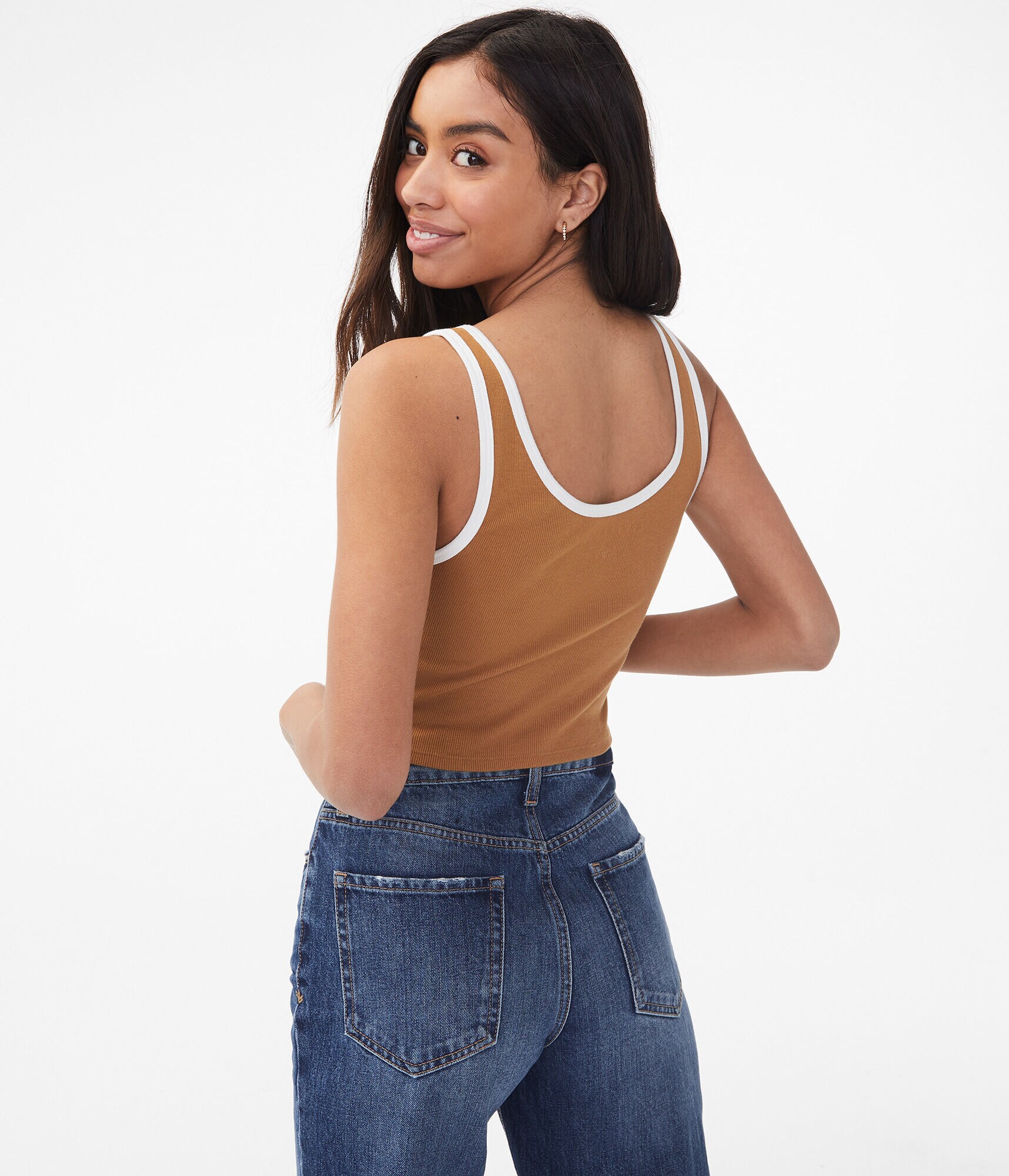 Contrast-Trim Cropped Tank***