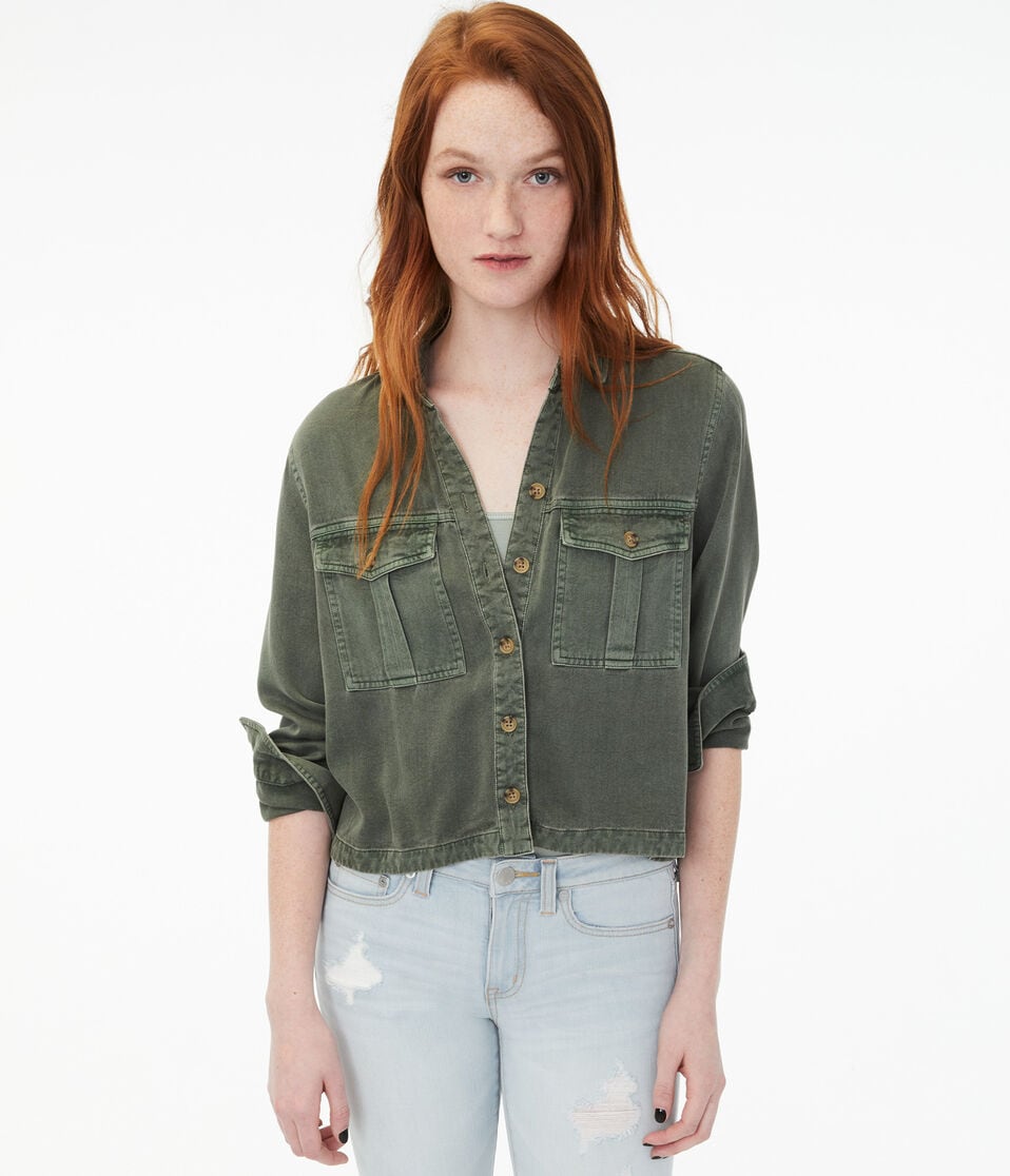 Long Sleeve Cropped Button-Down Shirt