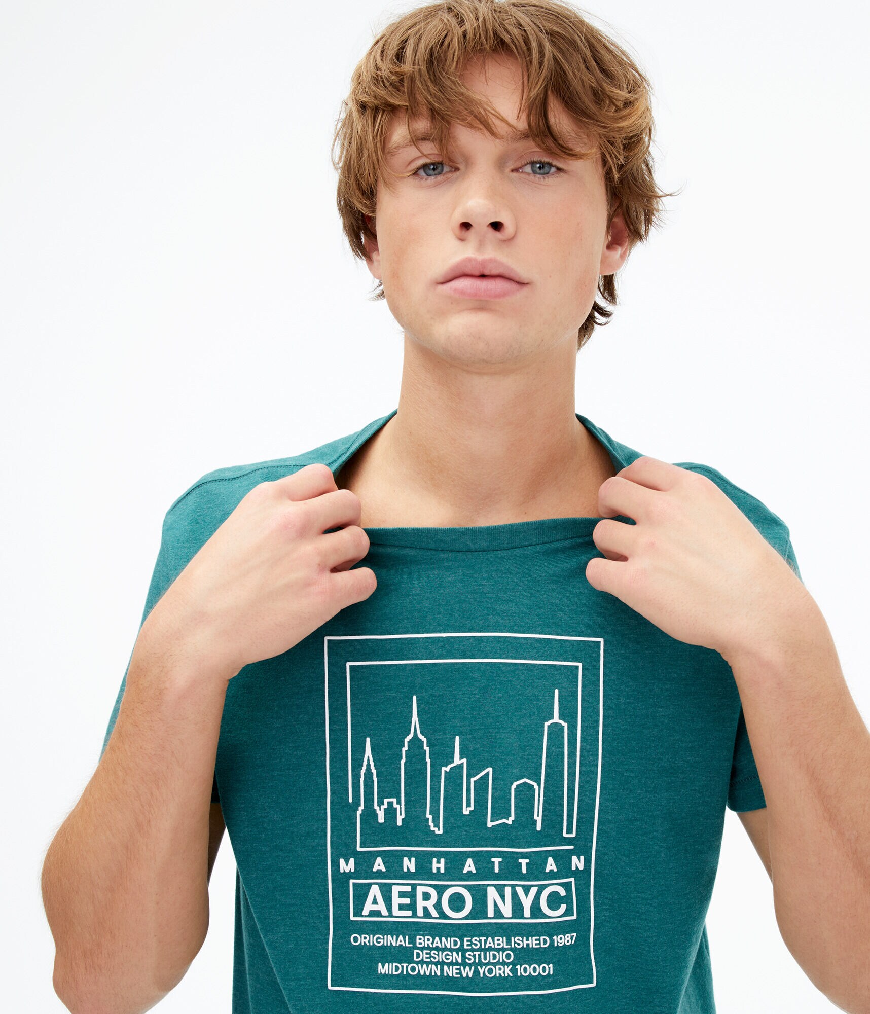 Aero NYC Skyline Sketch Graphic Tee