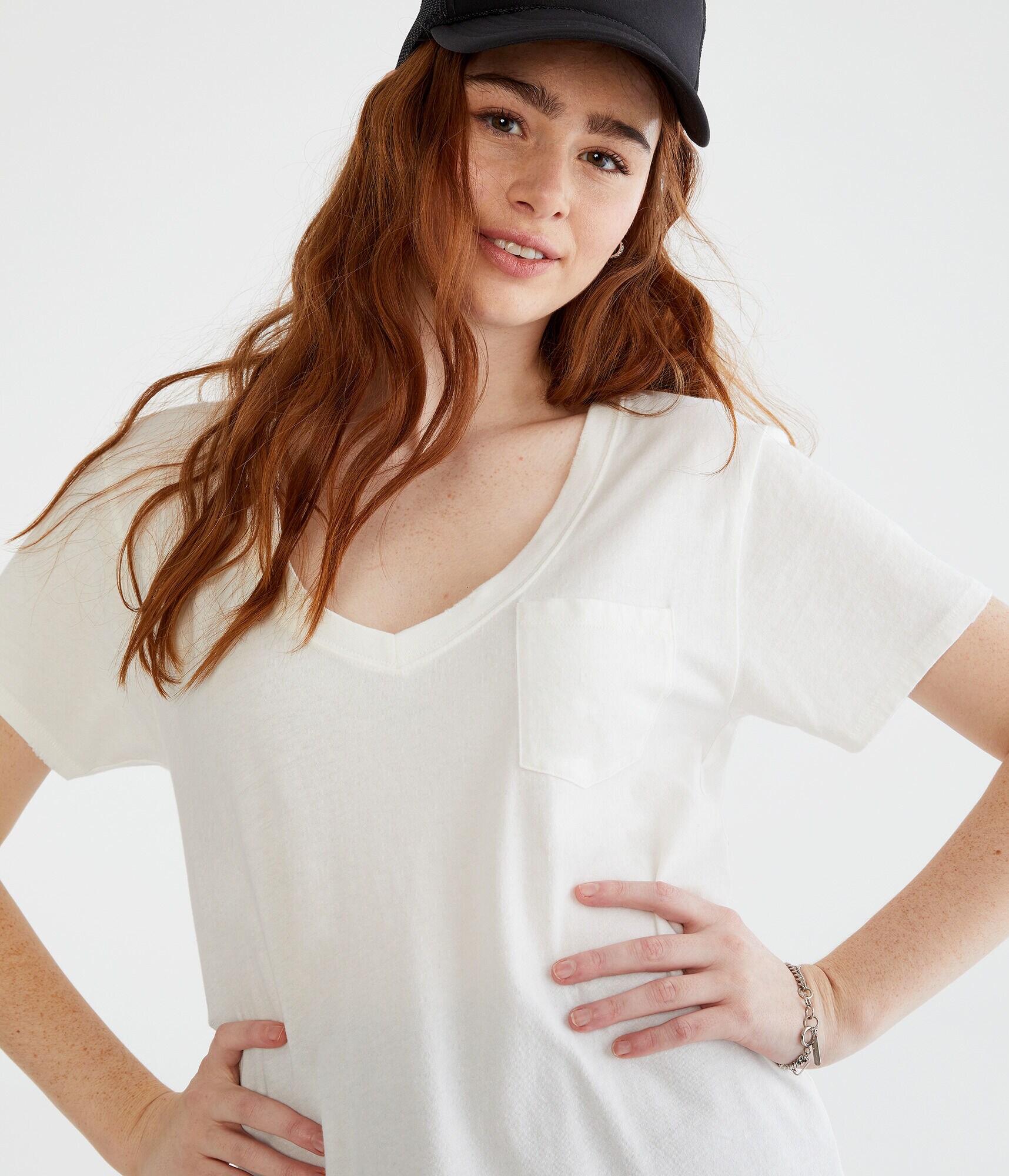 Washed V-Neck Loose Fit Pocket Tee