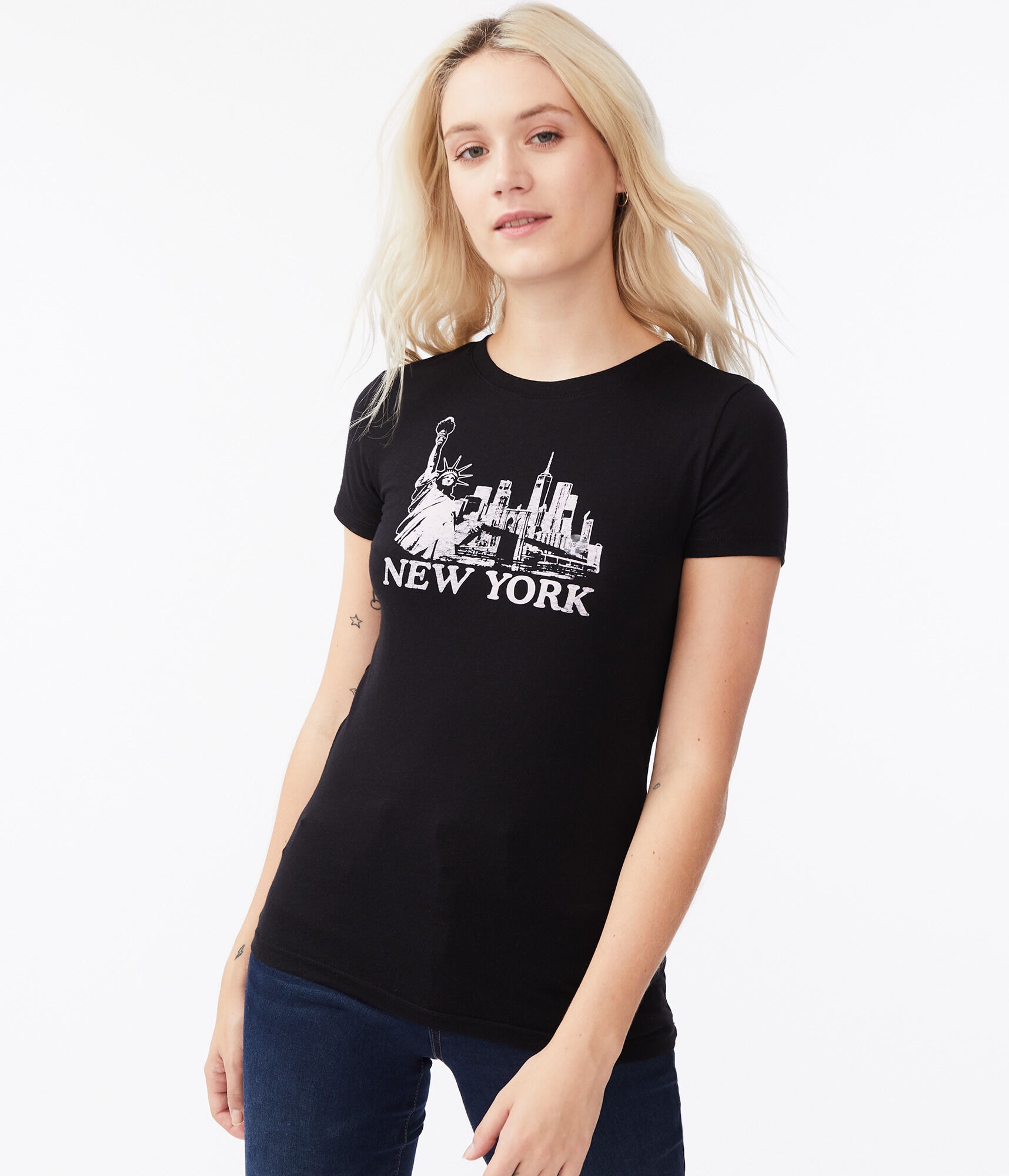 New York Skyline Graphic Tee