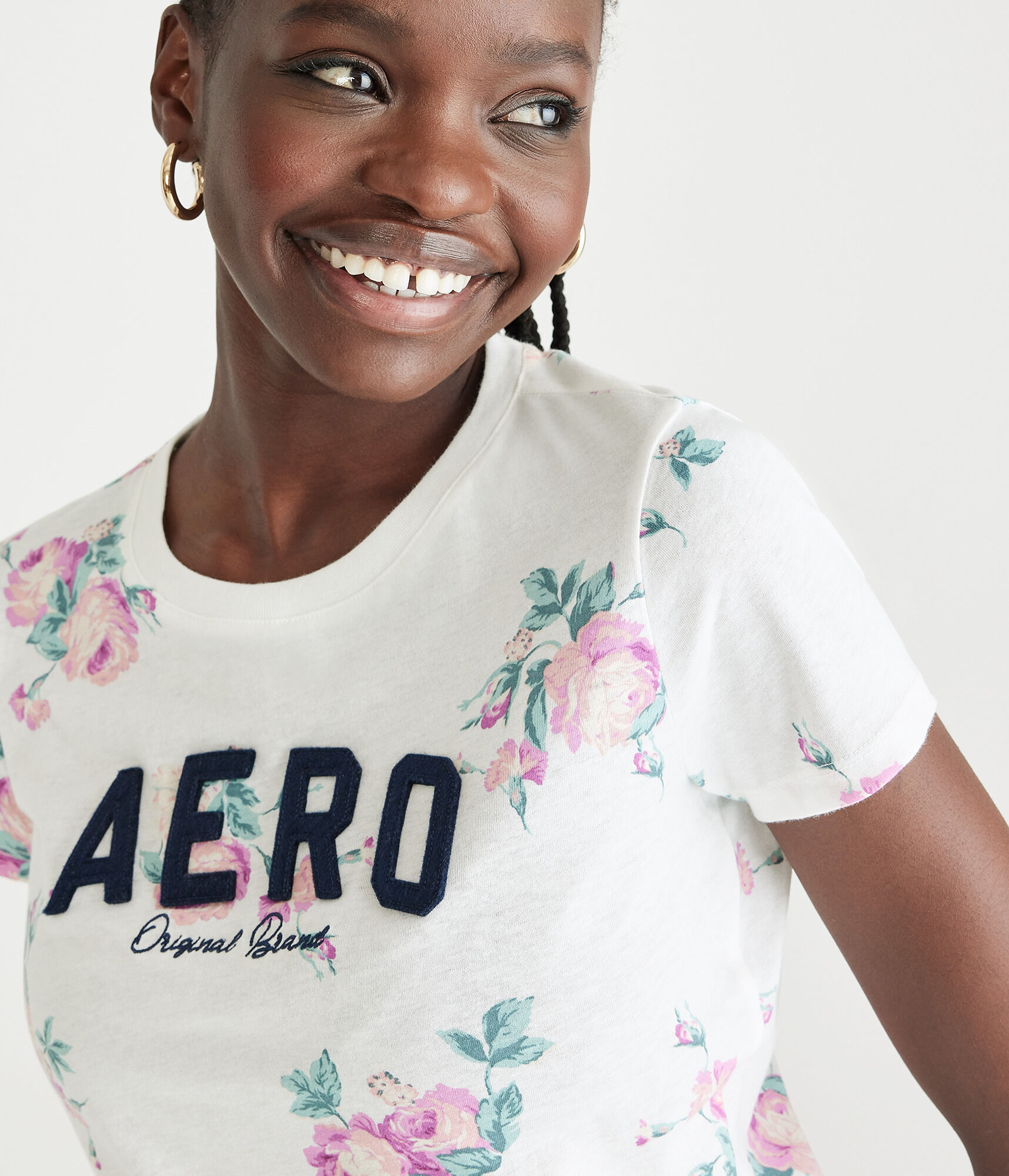 Aero Floral Appliqu&eacute; Graphic Tee