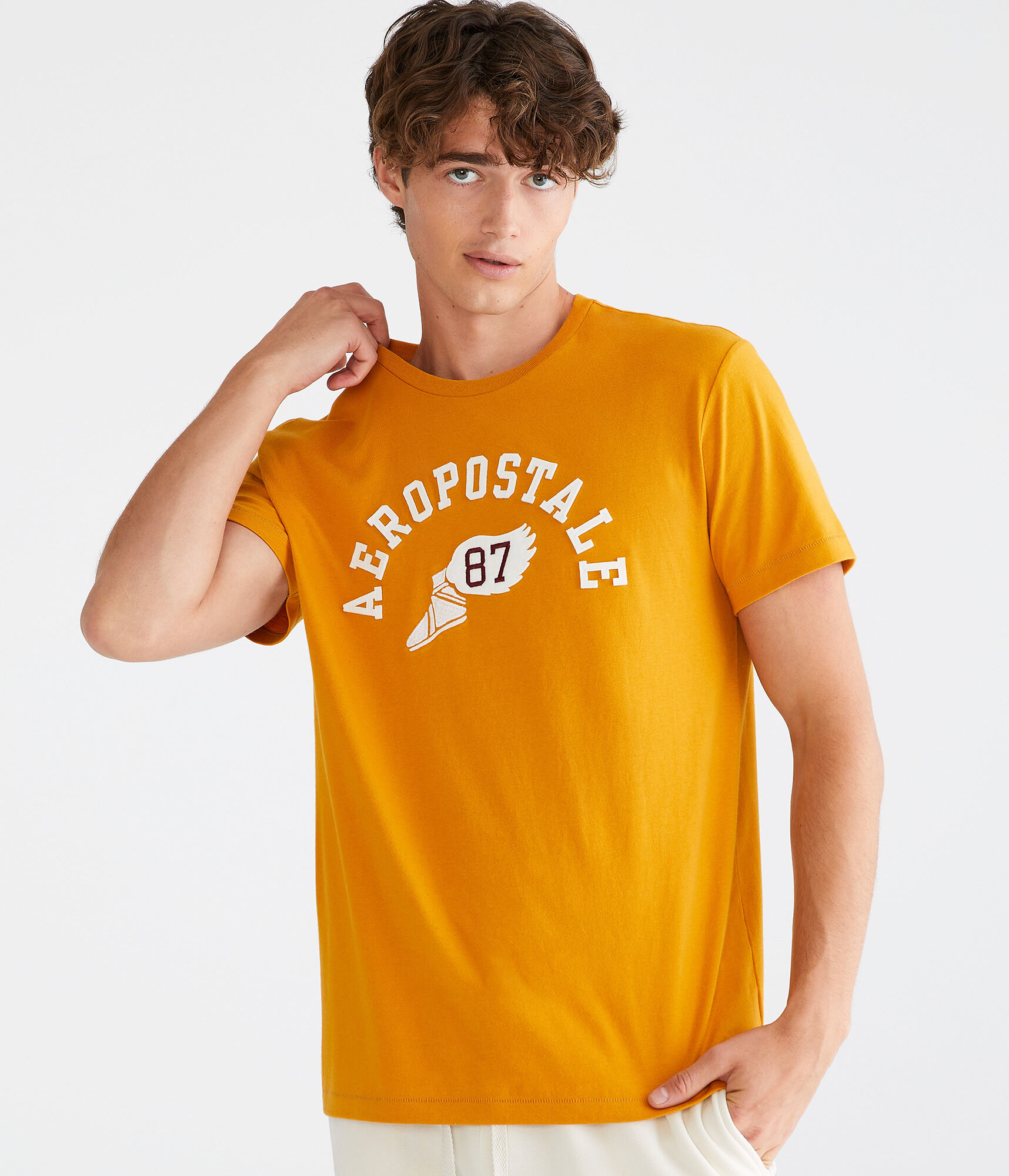 Aeropostale 87 Winged Foot Graphic Tee