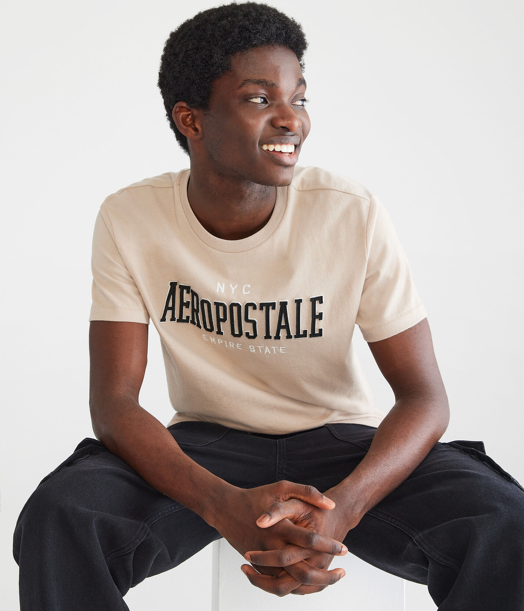 Aeropostale Empire State Appliqu&eacute; Graphic Tee