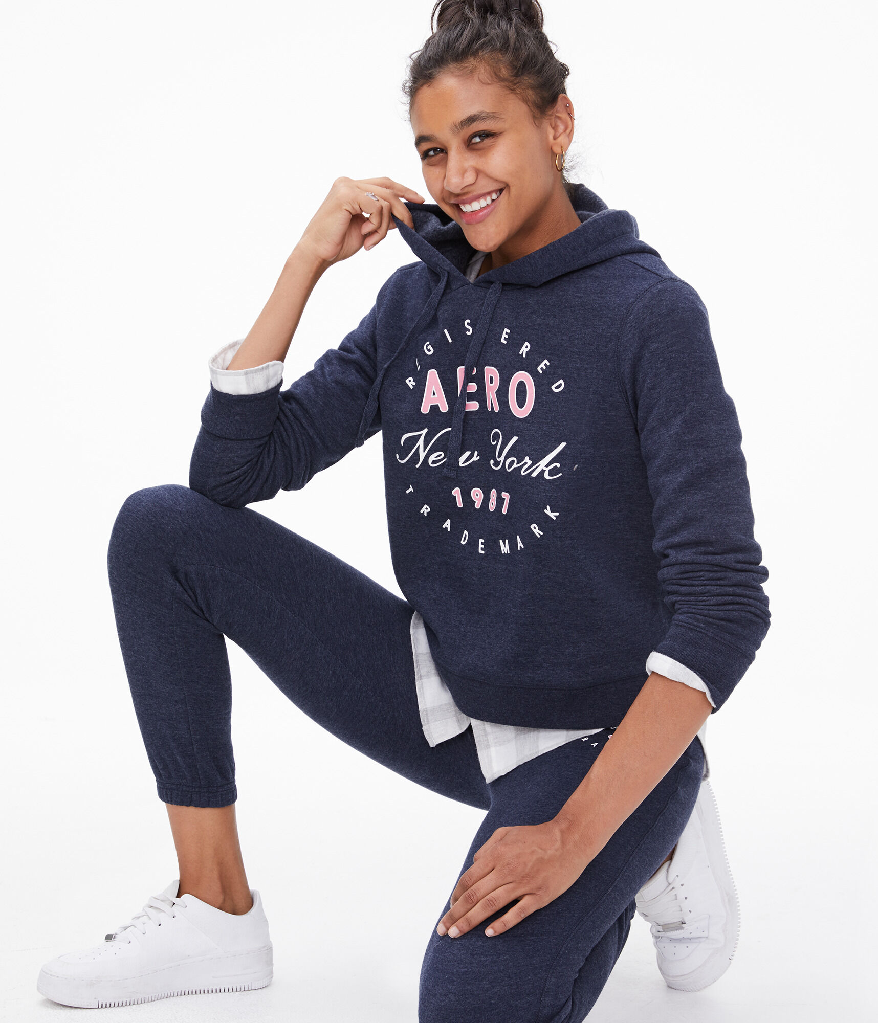 Aero New York Circle Pullover Hoodie