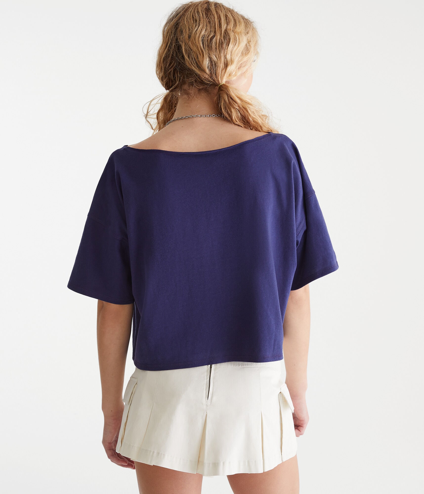 Chicago Bears Cropped Off-The-Shoulder Graphic Tee