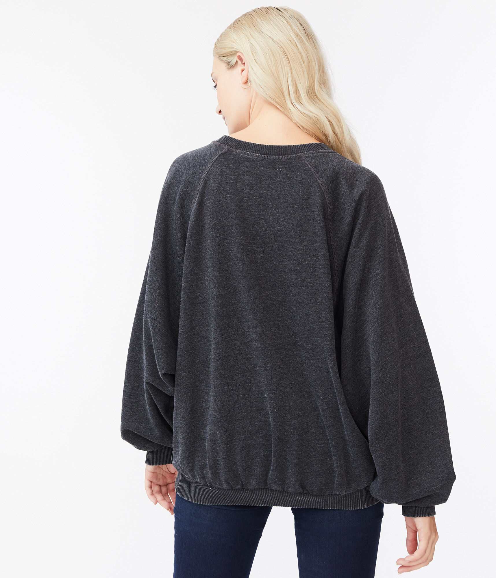 Oversized Raglan Crew Sweatshirt***