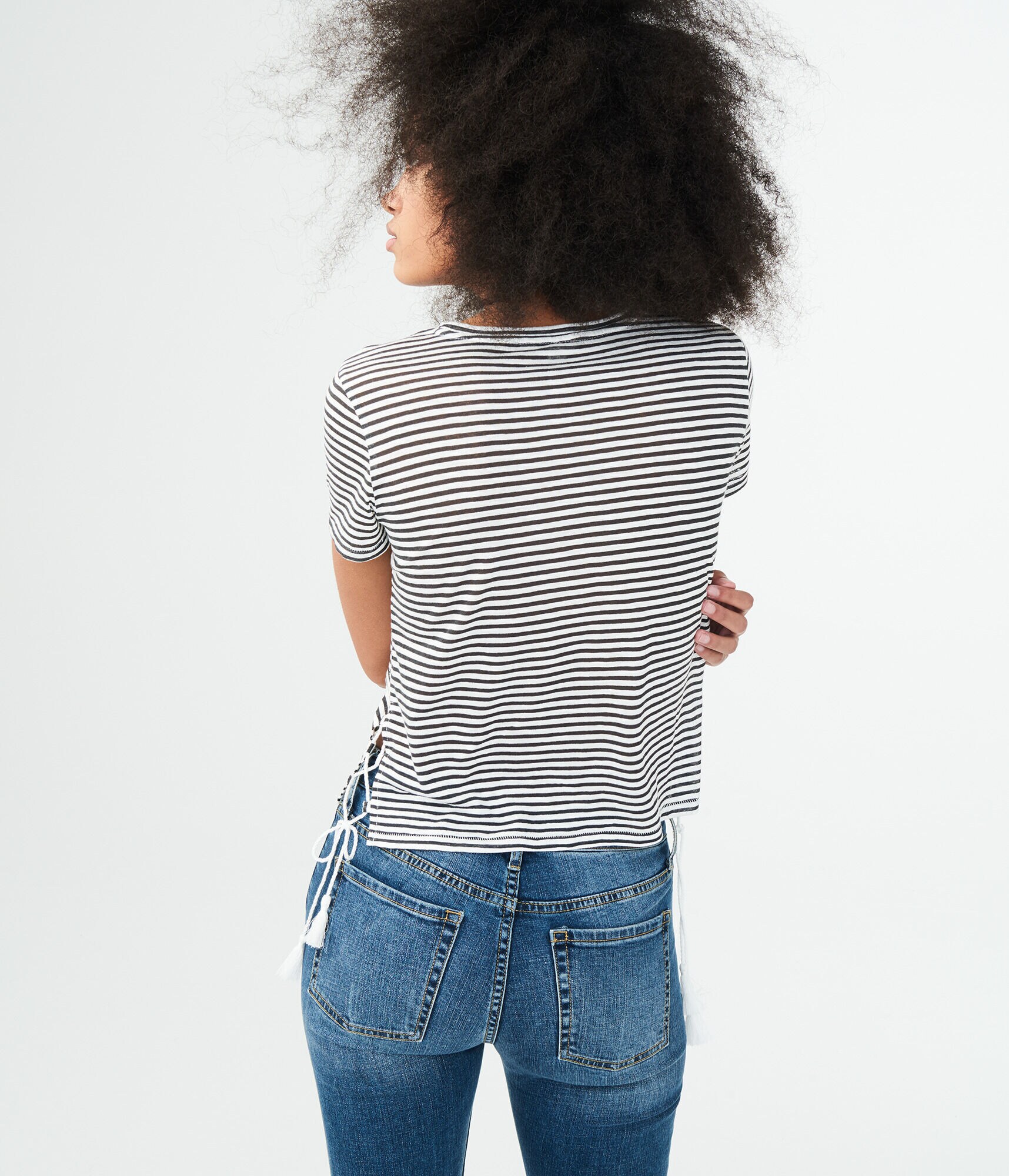 Shadow Stripe Side-Tassel Tee