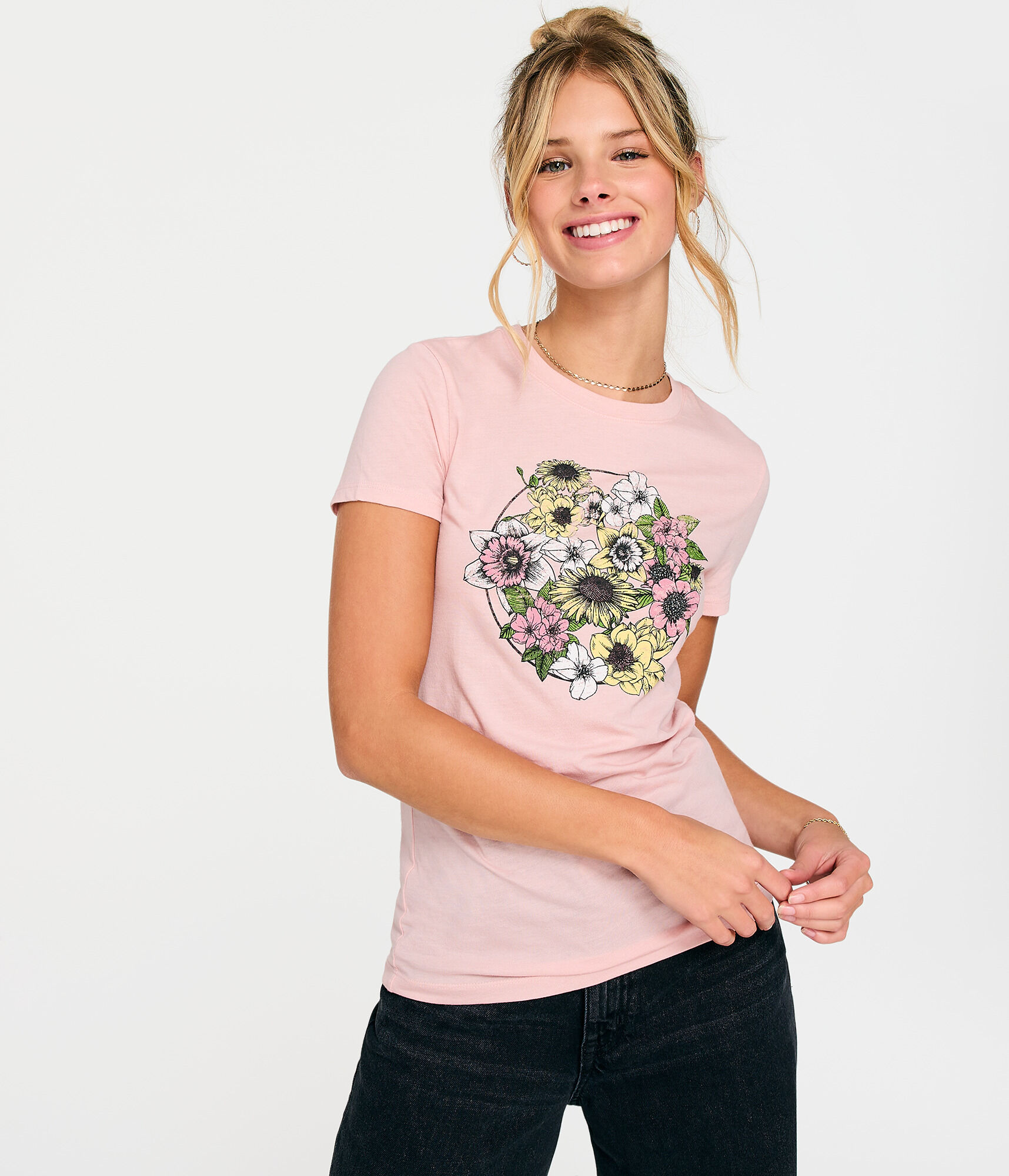 Circle Floral Graphic Tee