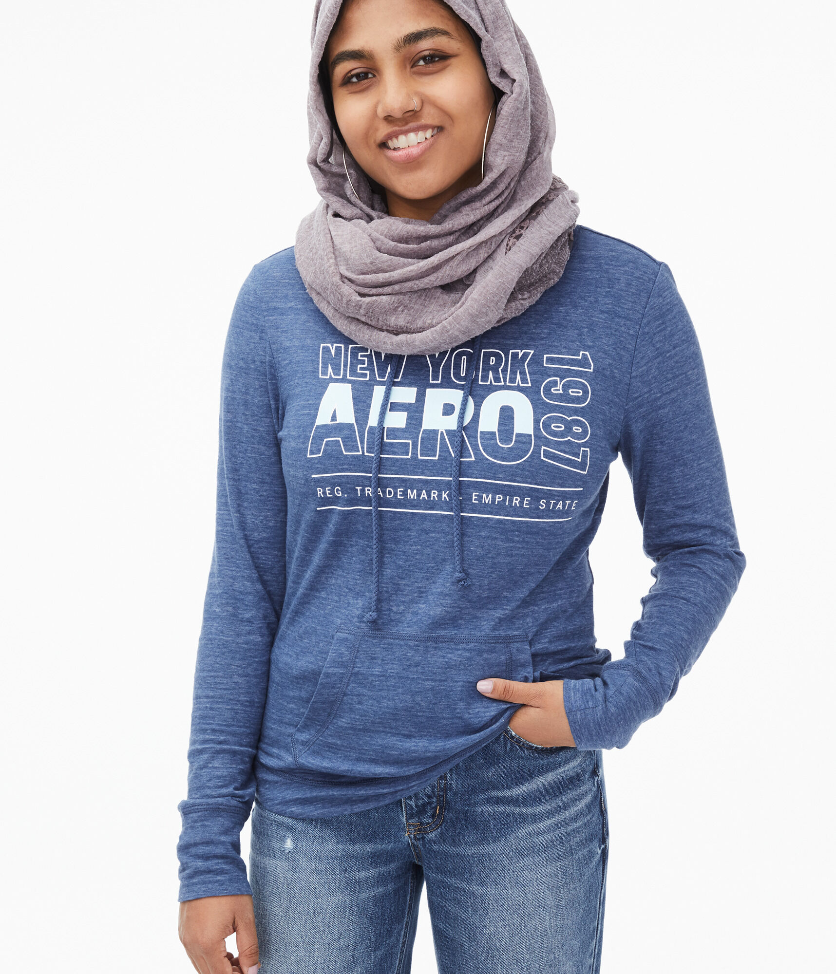 Long Sleeve Outlined Aero Hooded Tee***