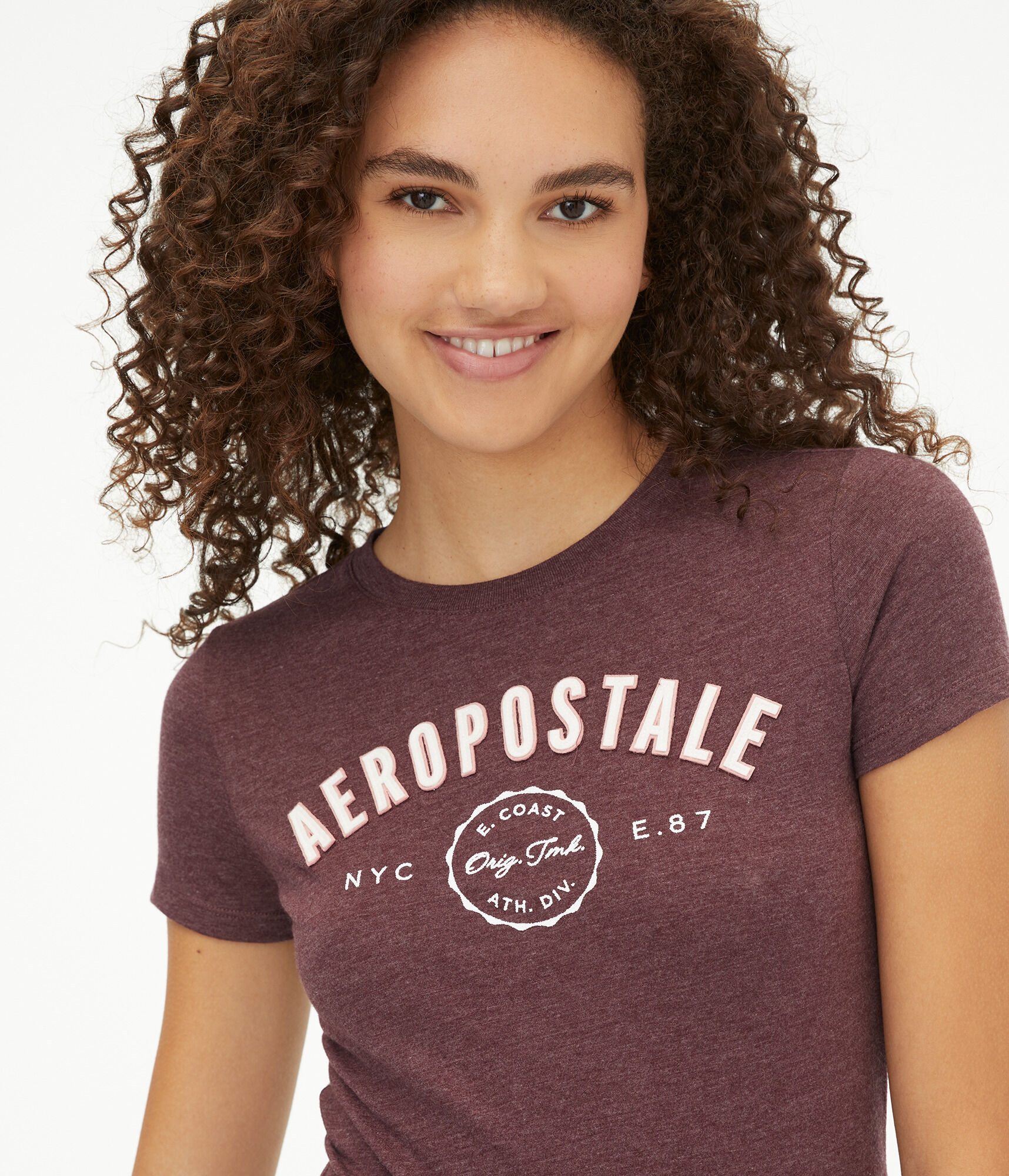 Aeropostale Crest Appliqu&eacute; Graphic Tee