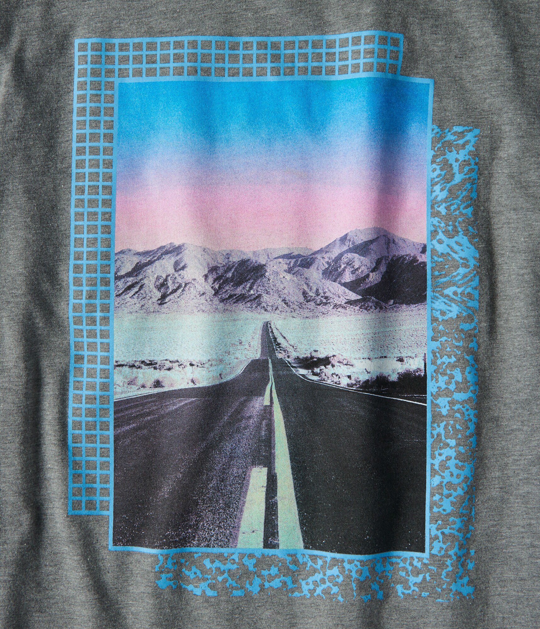 Desert Drivin' Graphic Tee***