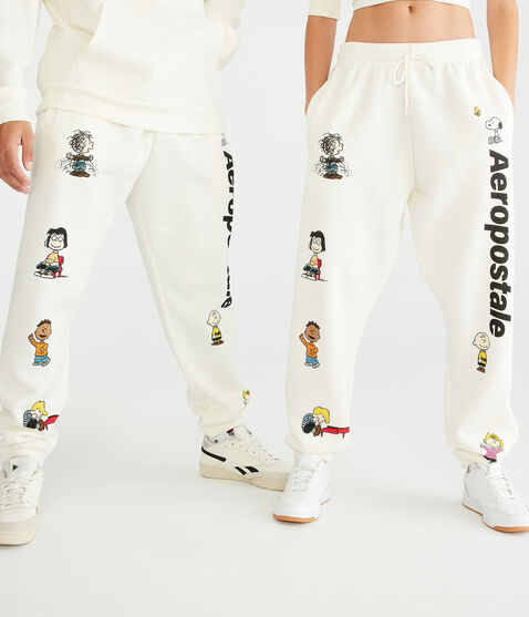 Peanuts® | Aéropostale Snoopy & Friends Jogger Sweatpants Peanuts® | Aéropostale Snoopy & Friends Jogger Sweatpants