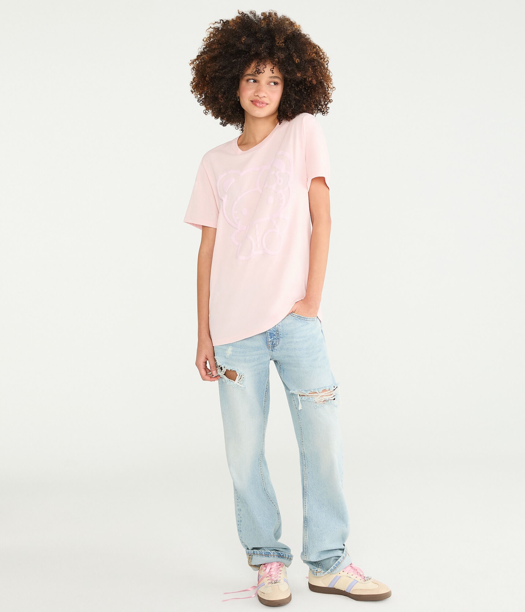 Hello Kitty | Aero Tonal Teddy Oversized Graphic Tee