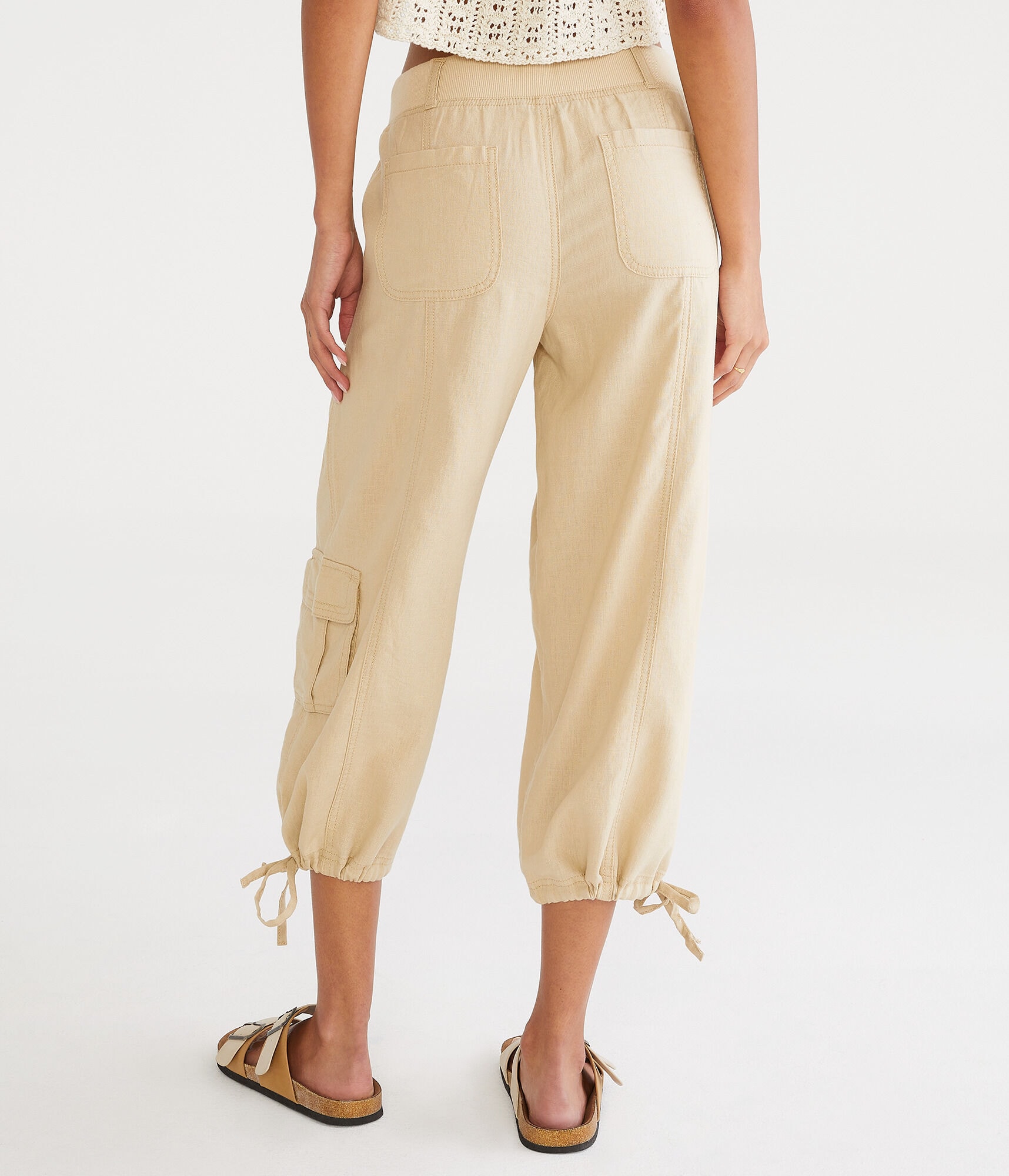 Mid-Rise Linen Utility Cargo Capris