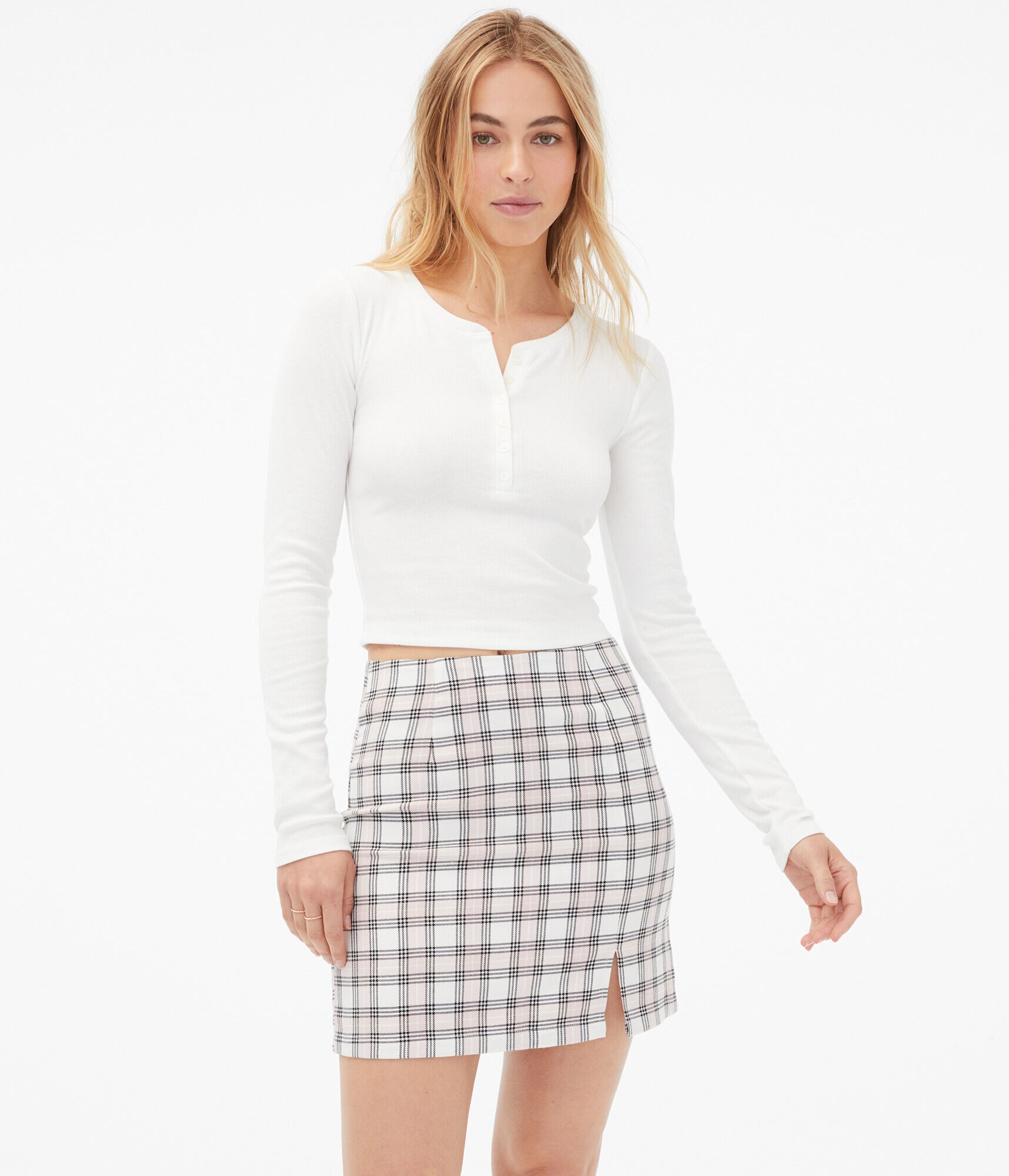 Long Sleeve Cropped Henley Shrunken Tee