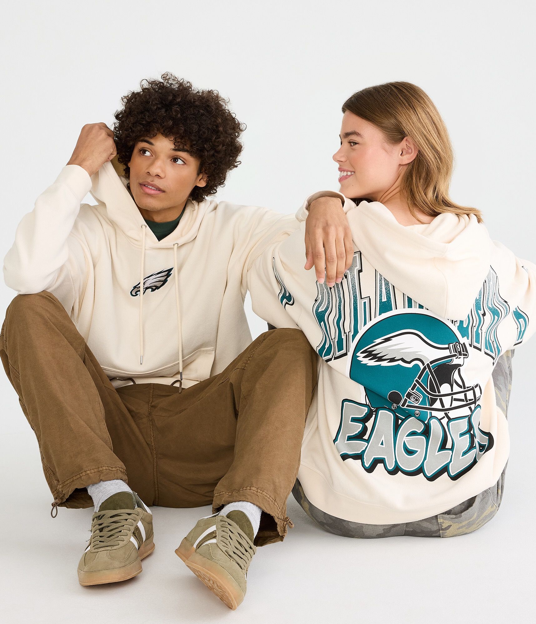 Philadelphia Eagles Helmet Pullover Hoodie