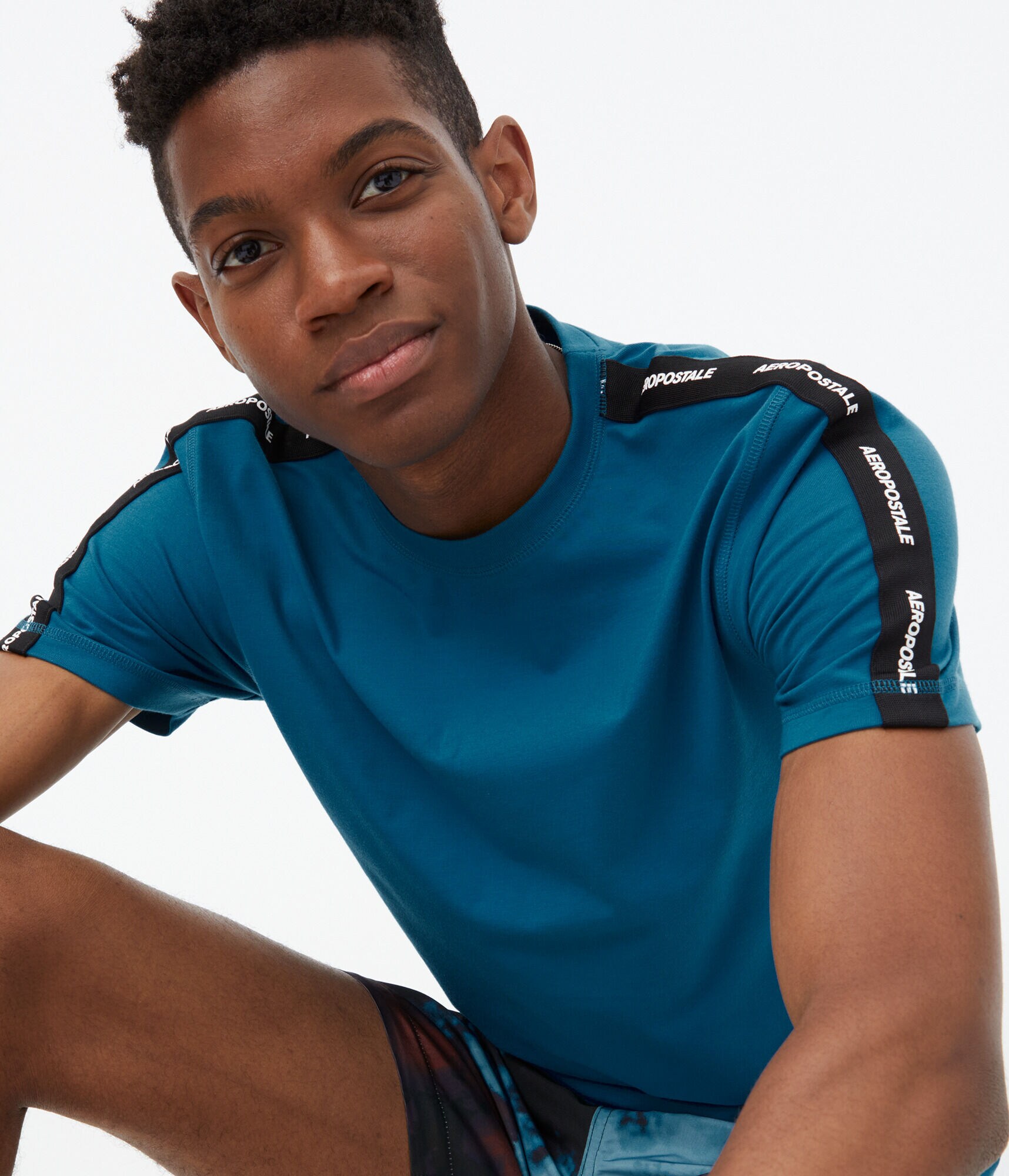 Logo Sleeve Tape Stretch Crew Tee***