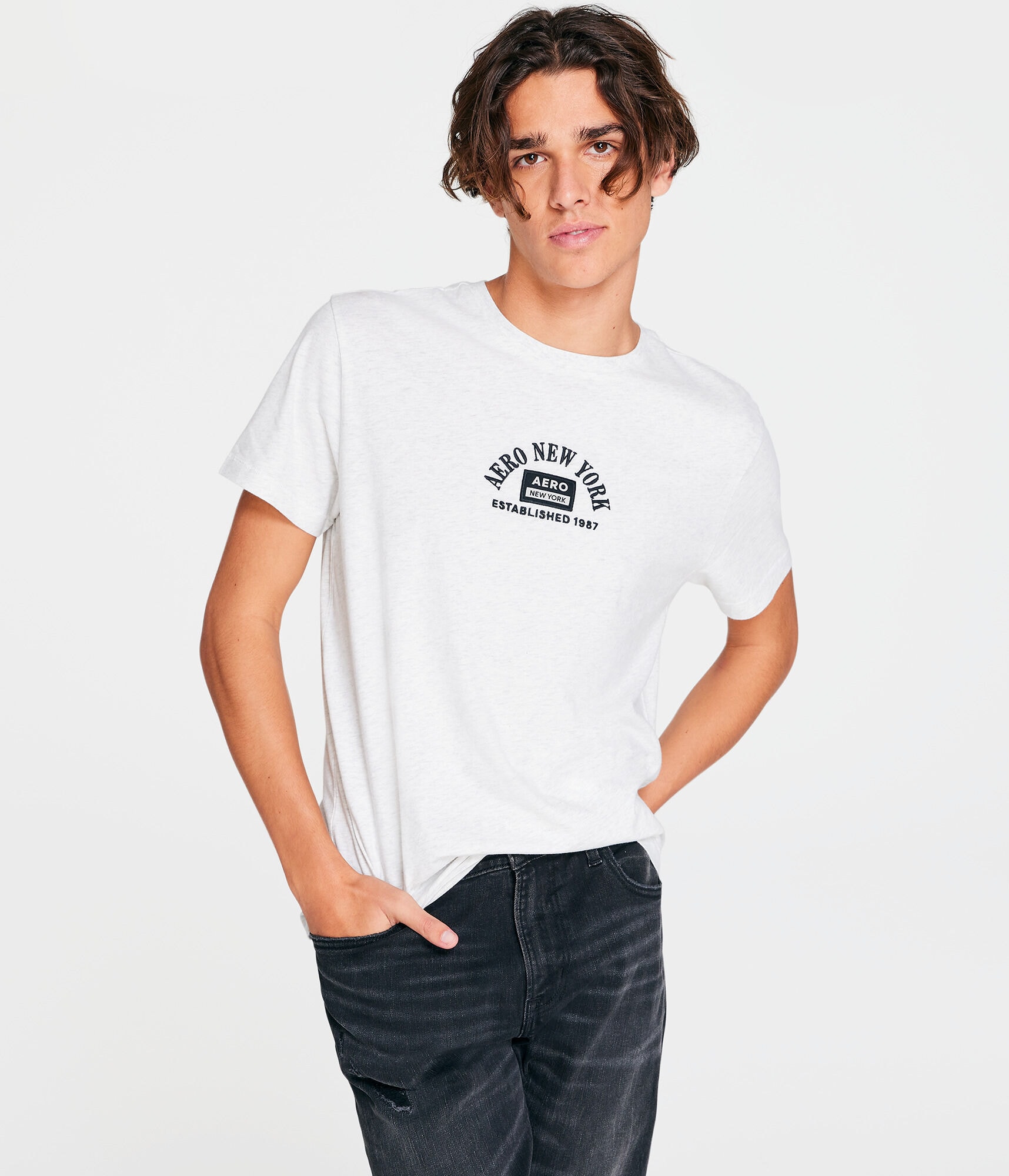 Aero New York Arch Appliqu&eacute; Graphic Tee