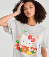 Hello Kitty | Aero Gingerbread Gifts Relaxed Graphic Tee