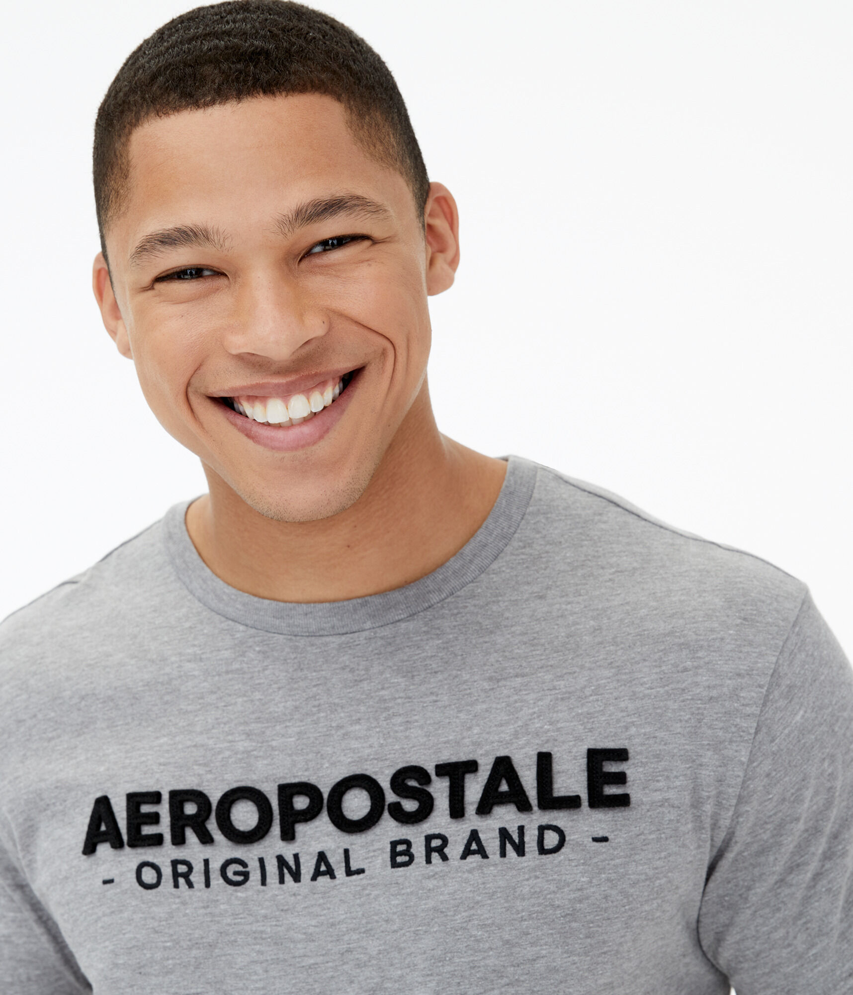 Aeropostale Original Brand Appliqu&eacute; Graphic Tee