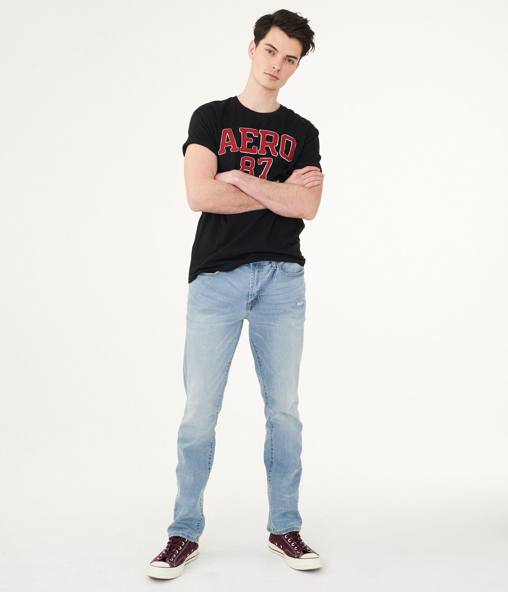 Slim Straight Light Wash Distressed Stretch Jean