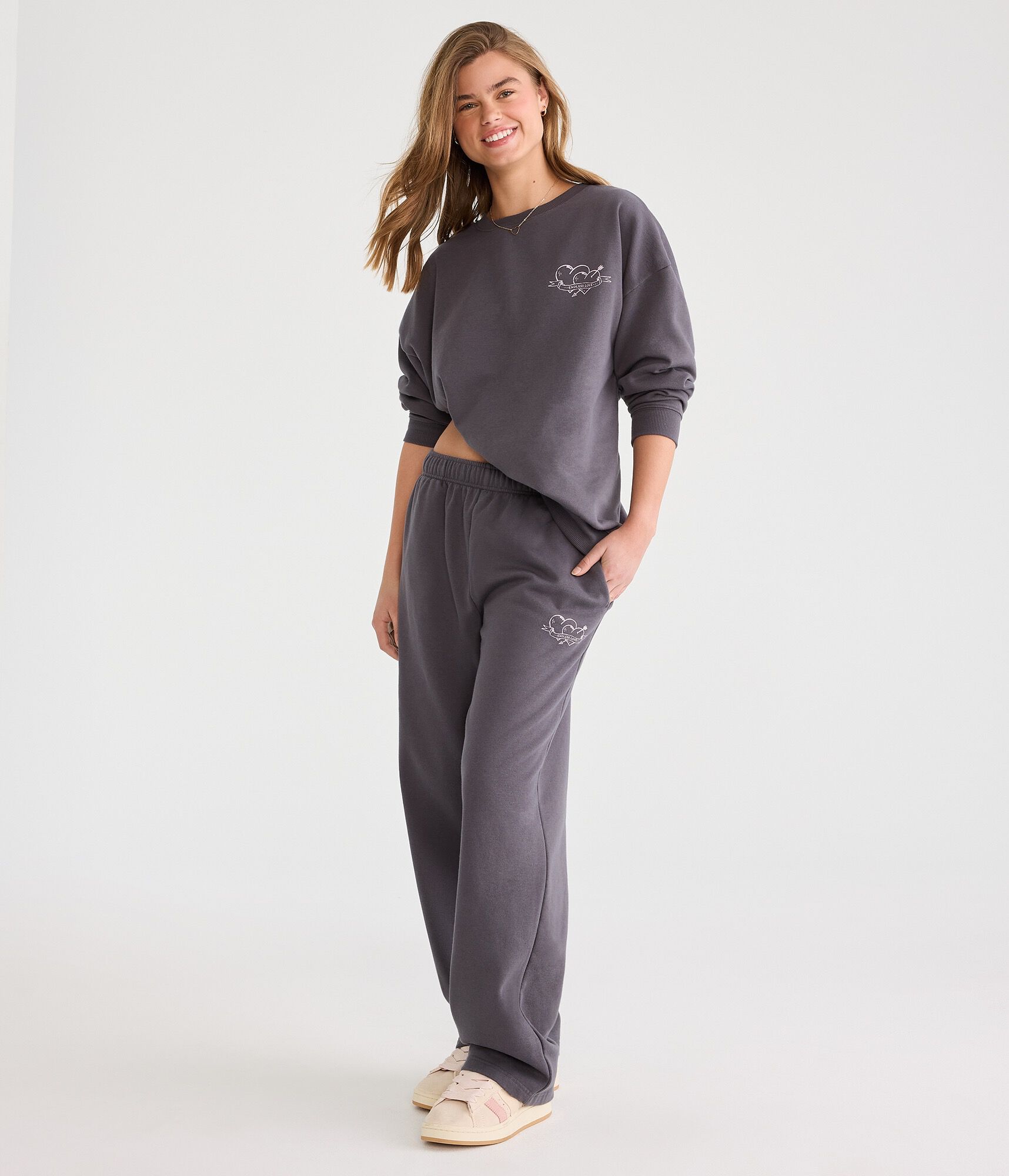 Cloud Soft Endless Love High-Waisted Straight Leg Sweatpants