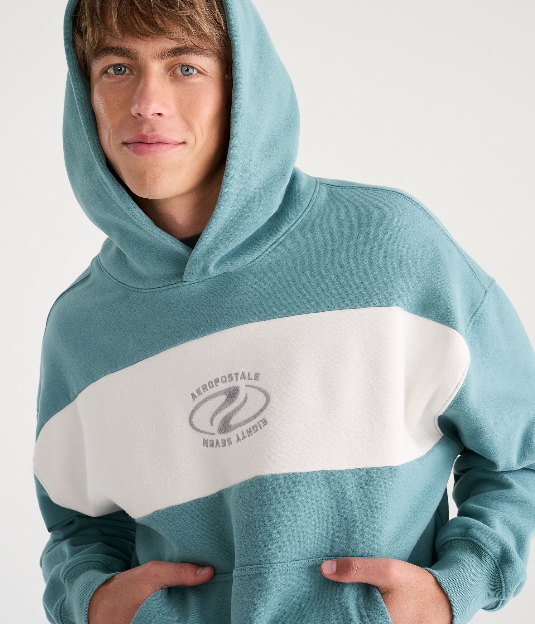 Cloud Soft Aeropostale Colorblock Boxy Pullover Hoodie