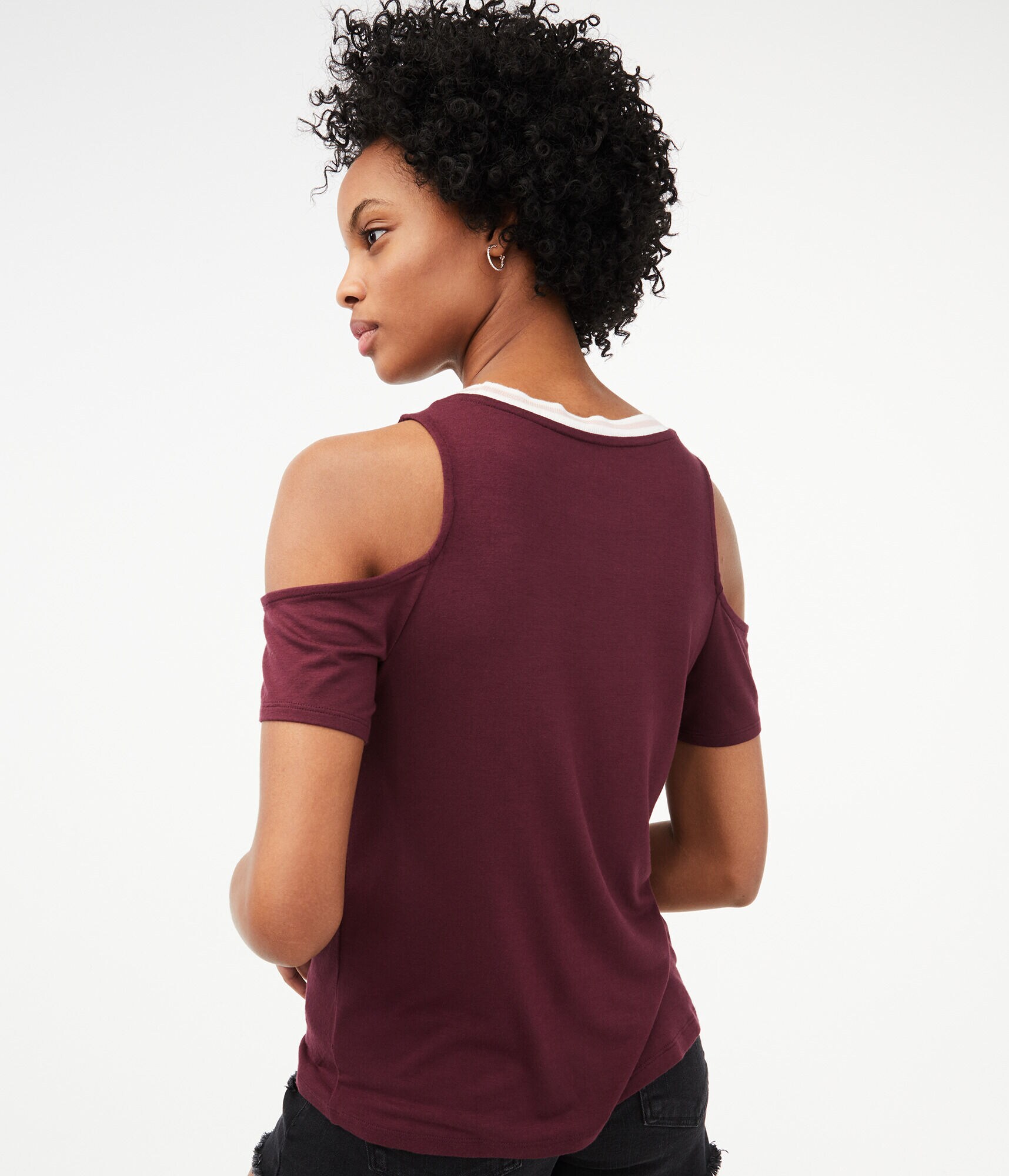 Cold Shoulder Ringer Tee***
