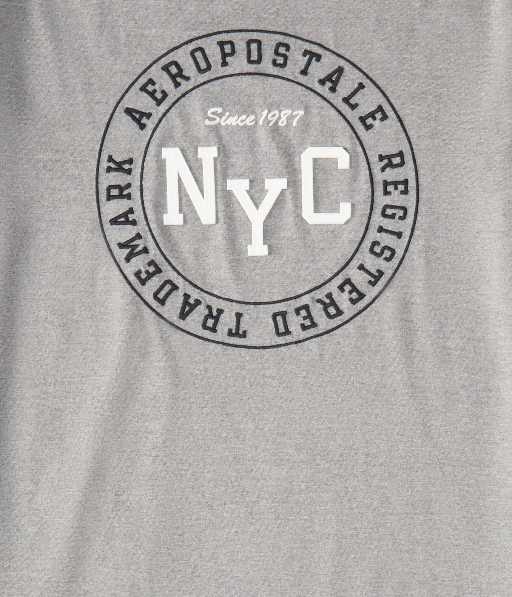Aero NYC Circle Appliqu&eacute; Graphic Tee