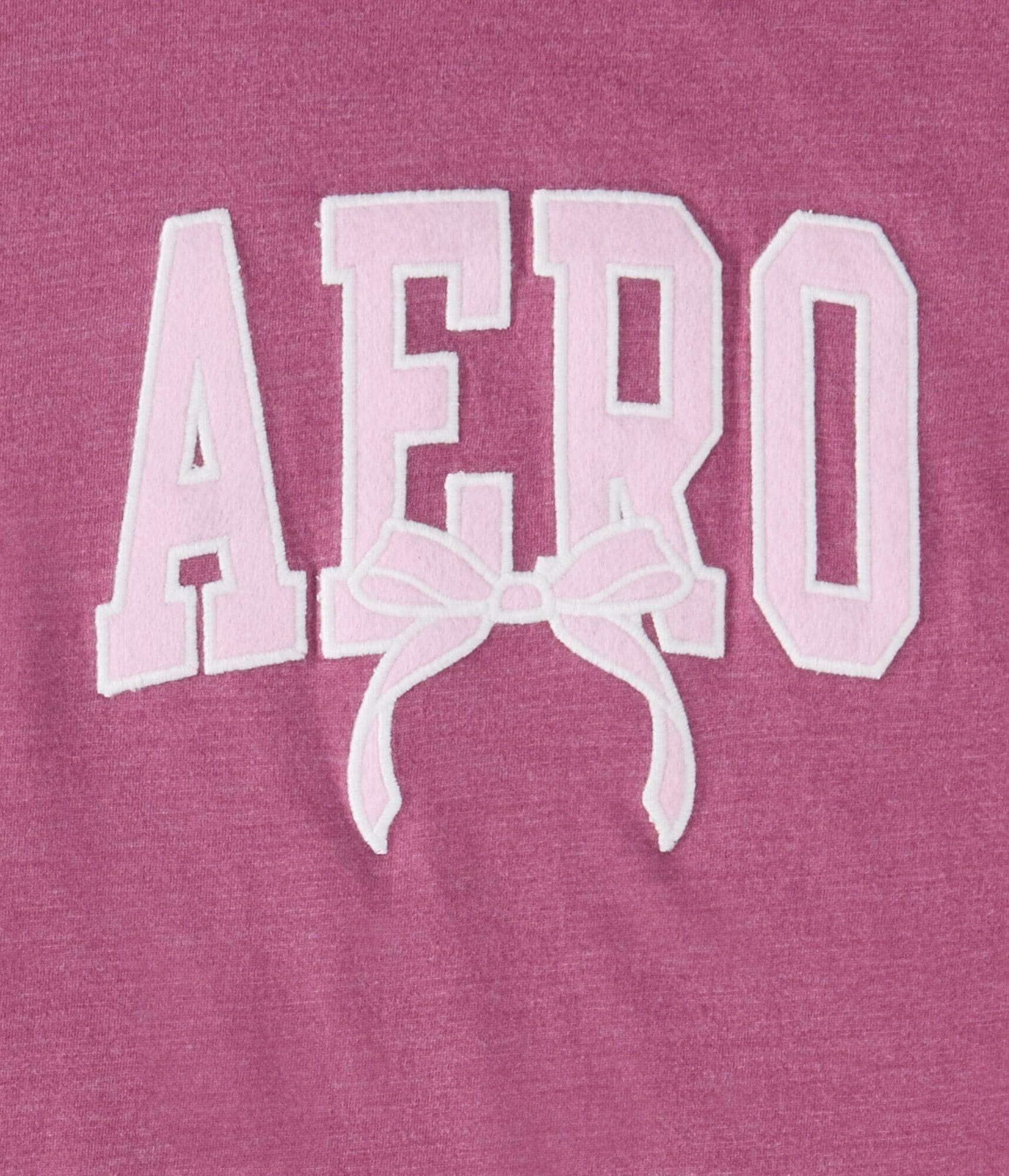 Aero Bow Logo Appliqu&eacute; Graphic Tee