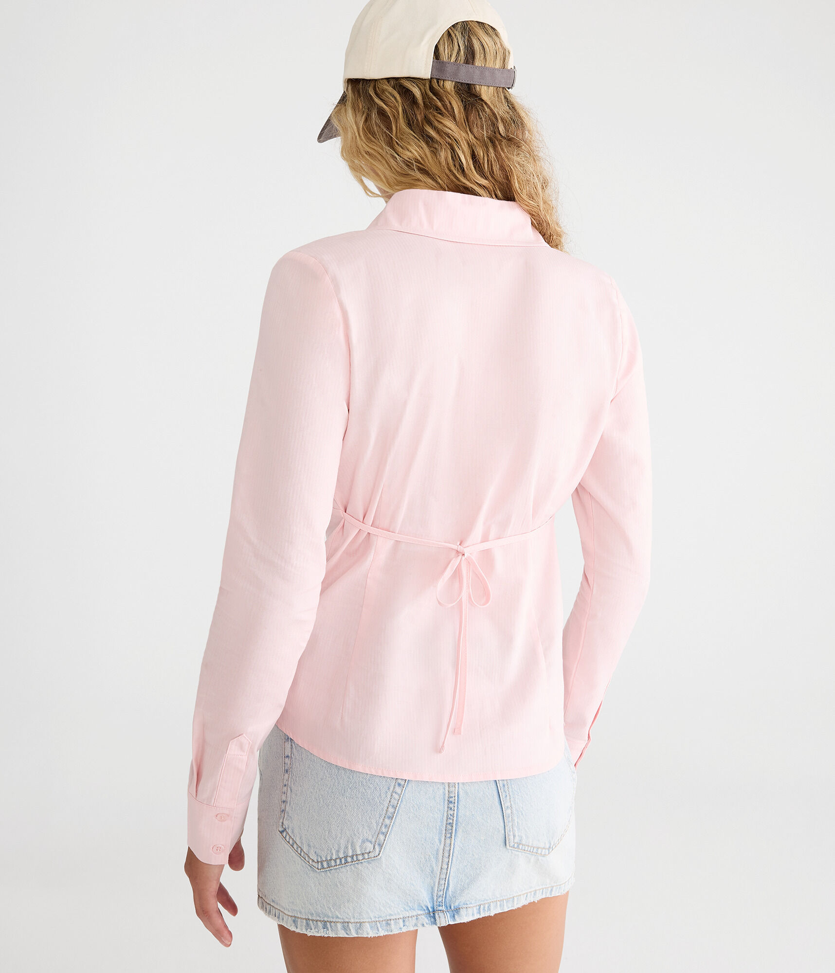 Long Sleeve Pleated Fitted Shirt