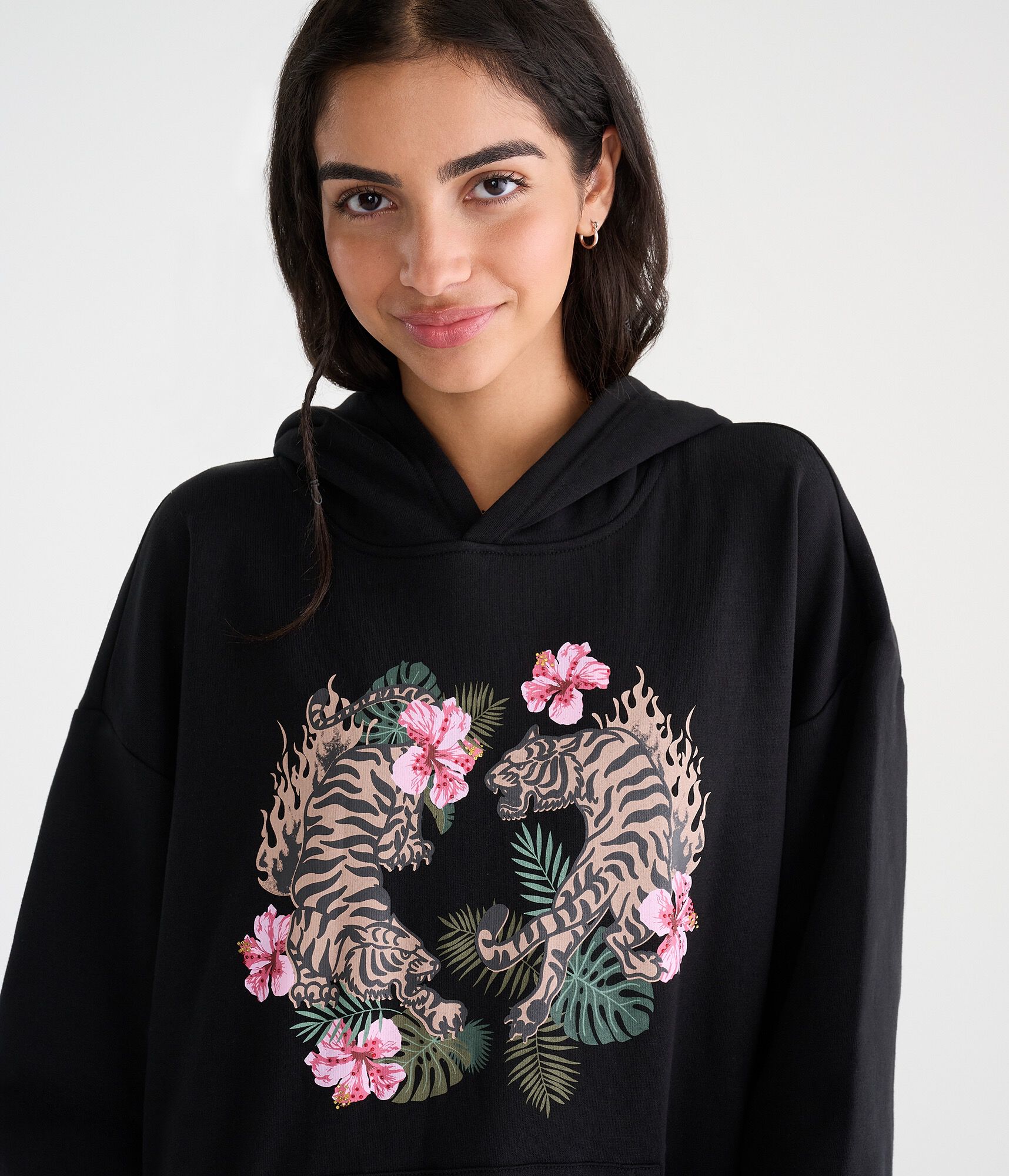 D&eacute;j&agrave; For Aero Floral Tigers Oversized Pullover Hoodie