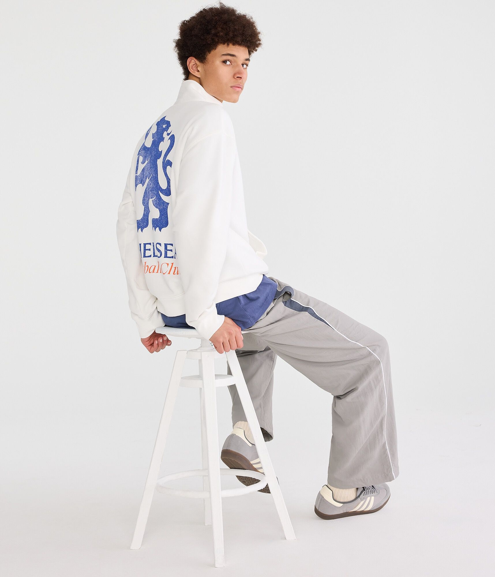 Chelsea FC Quarter-Zip Sweatshirt