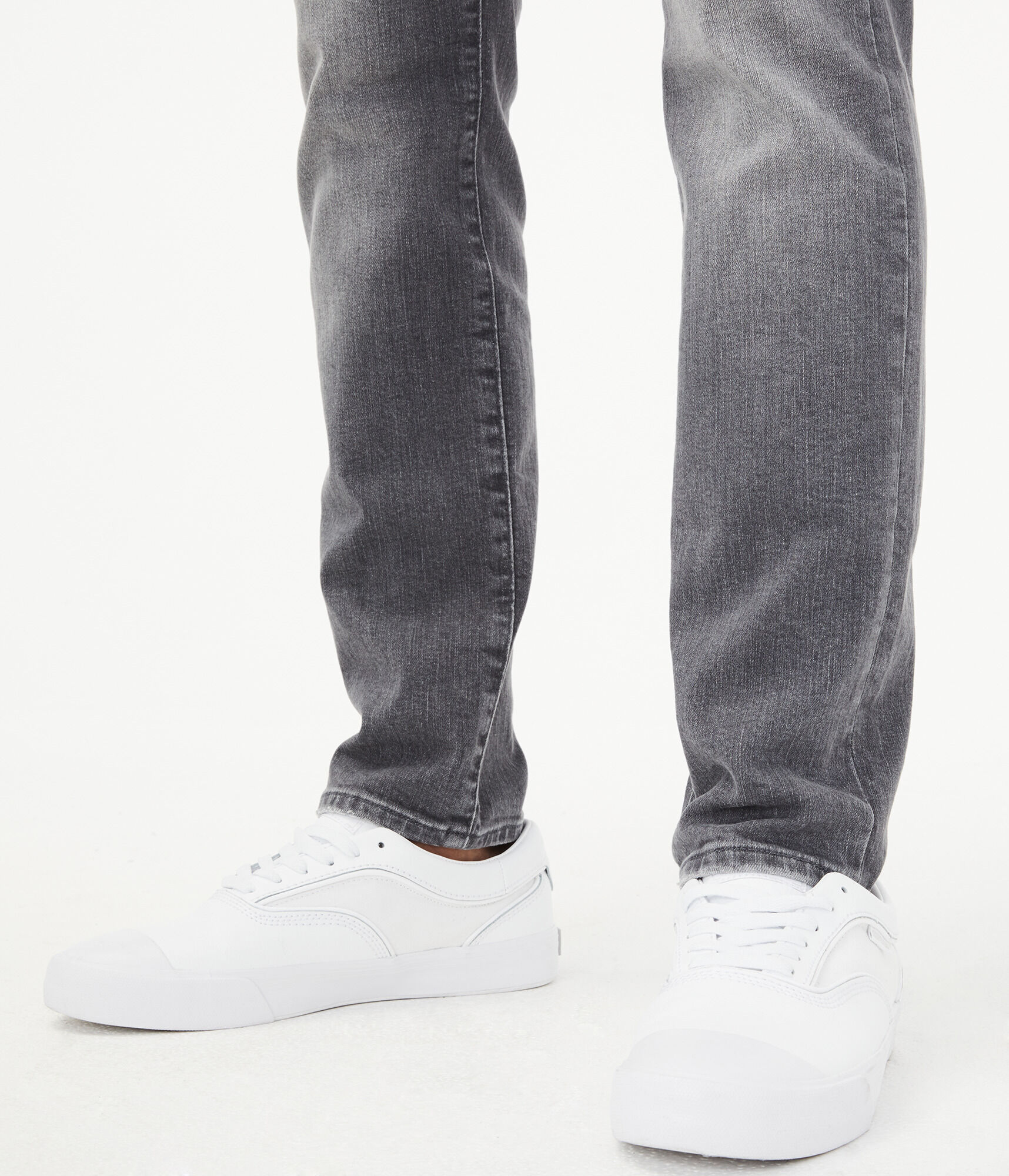 Skinny Grey Wash Stretch Jean***