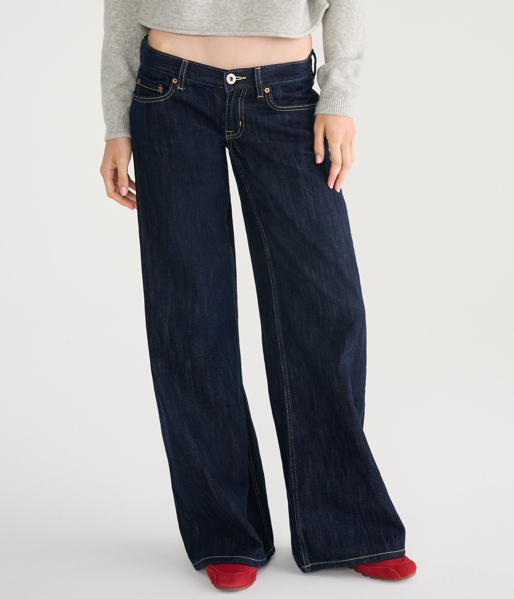Super Low-Rise Ultra Wide Leg Jean