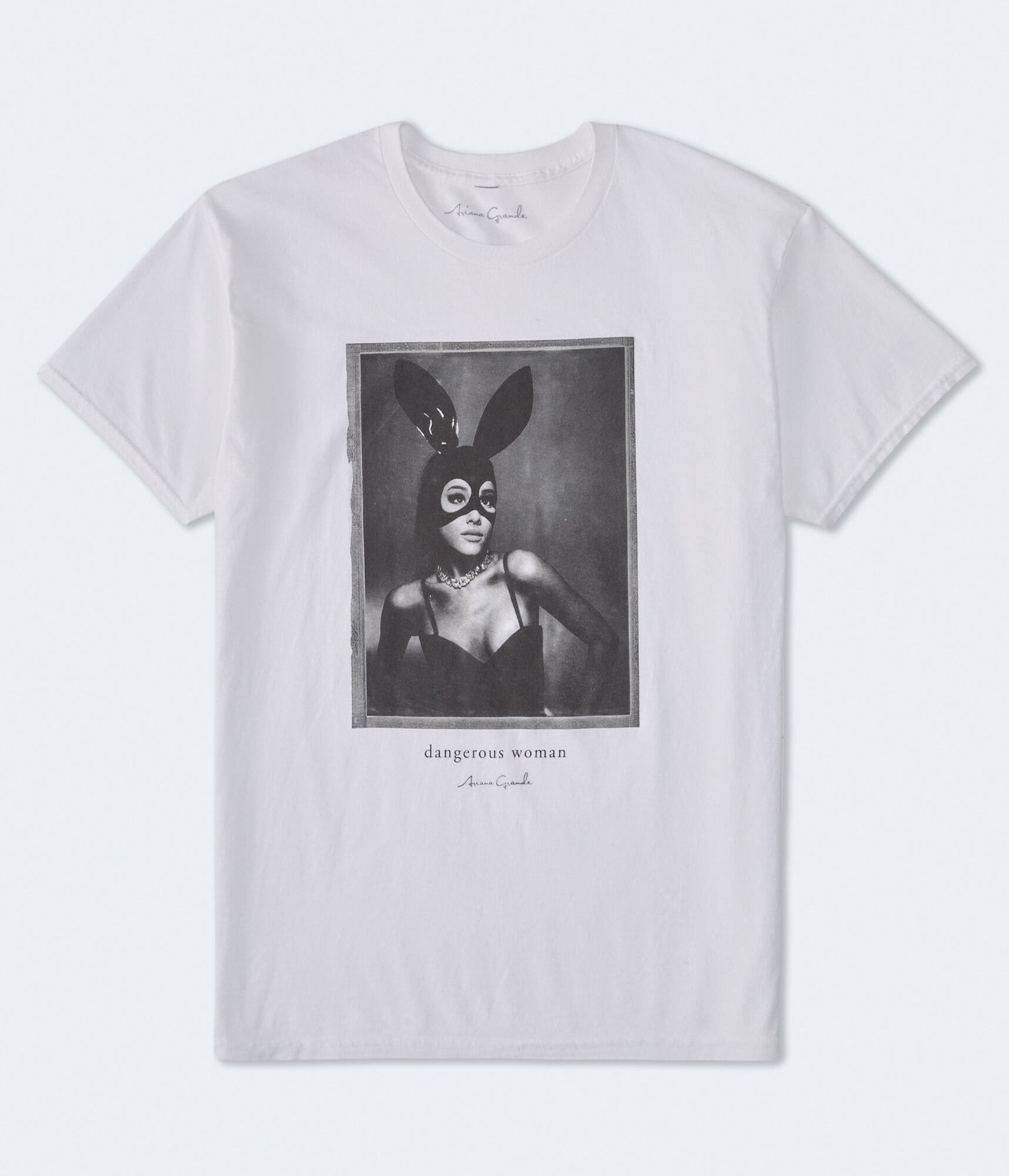 最も  Ariana Grande Relaxed Graphic Tee ミュージシャン