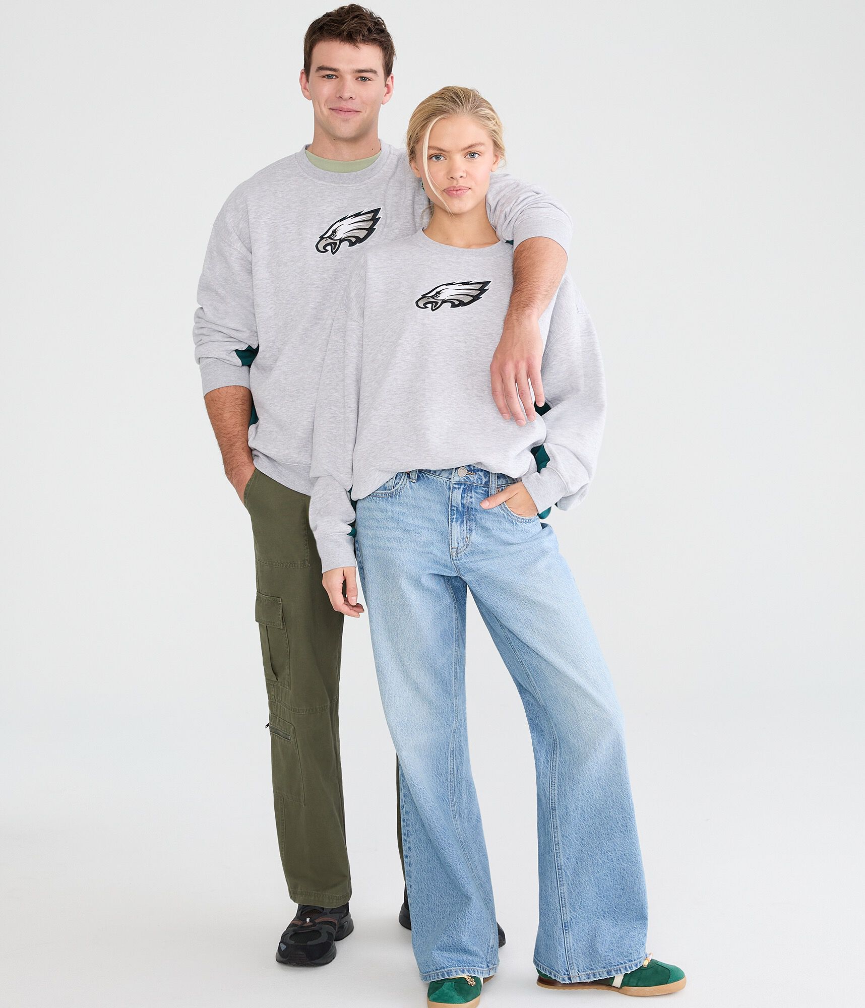 Philadelphia Eagles Logo Crew Sweatshirt