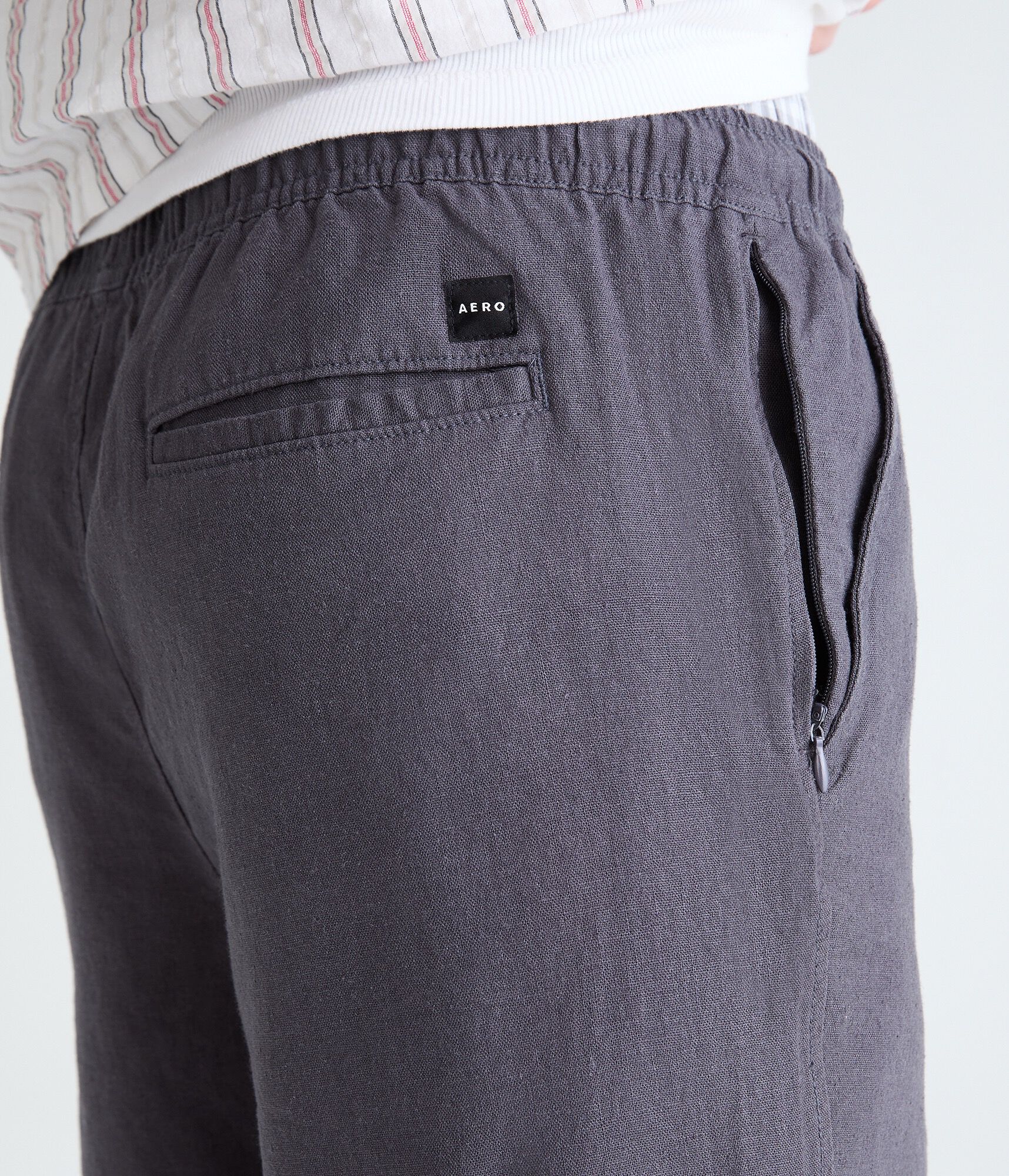 Solid Linen Shorts 7"