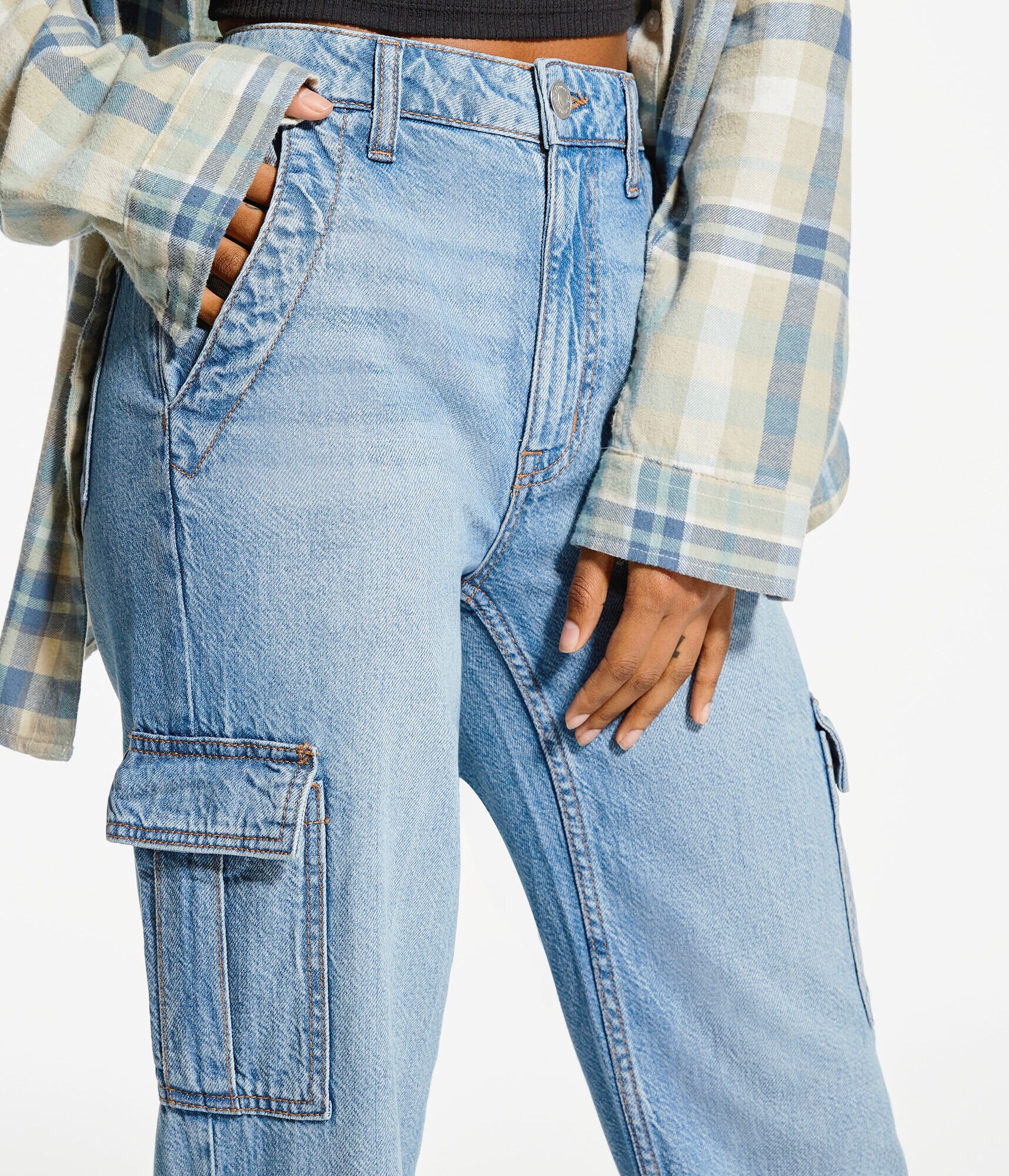 90s Super High-Waisted Wide Leg Cargo Jean