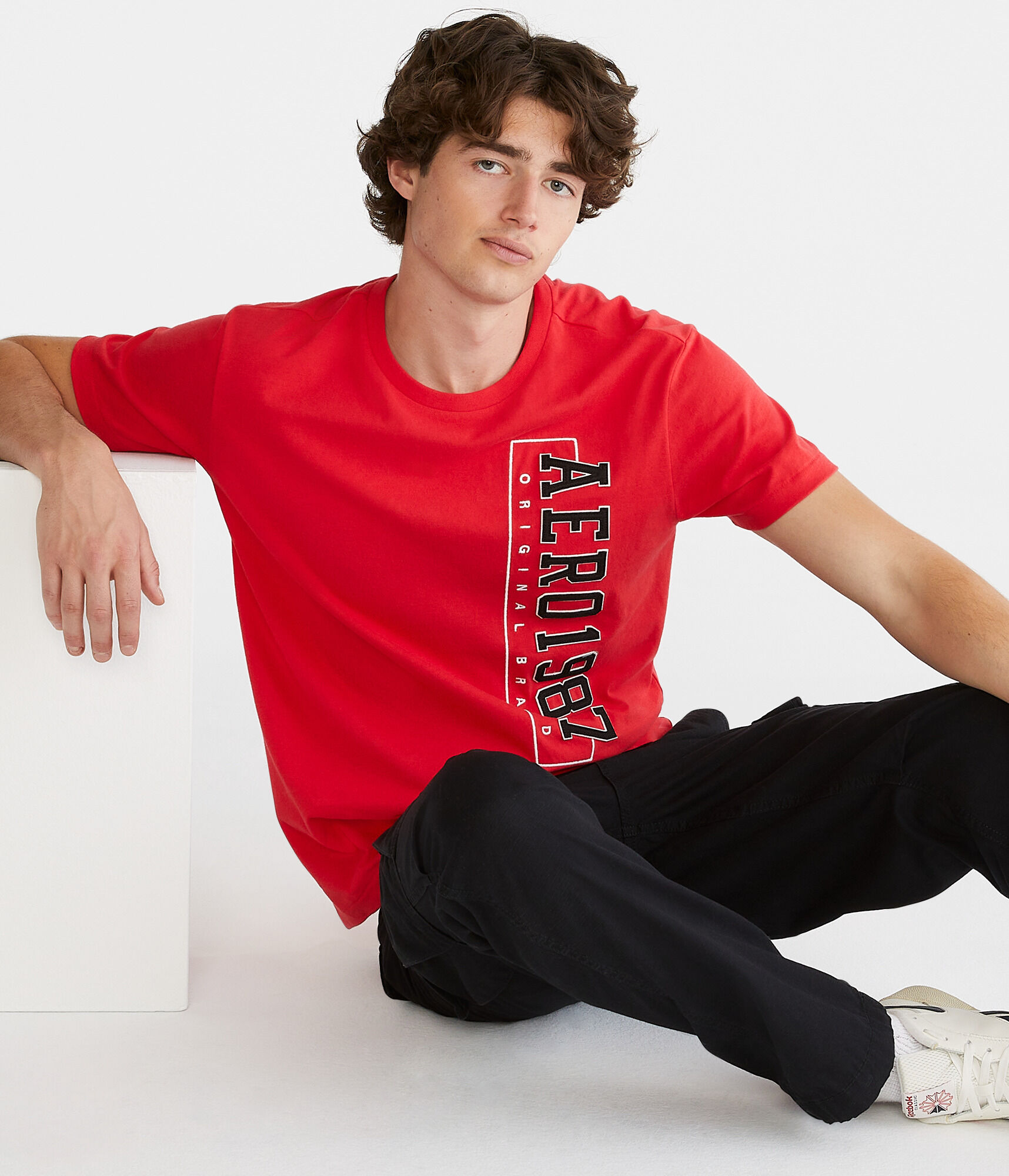 Aeropostale 1987 Vertical Appliqué Graphic Tee