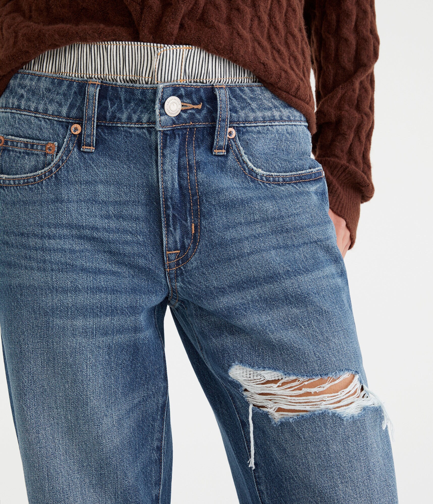 Low-Rise Baggy Flare Jean