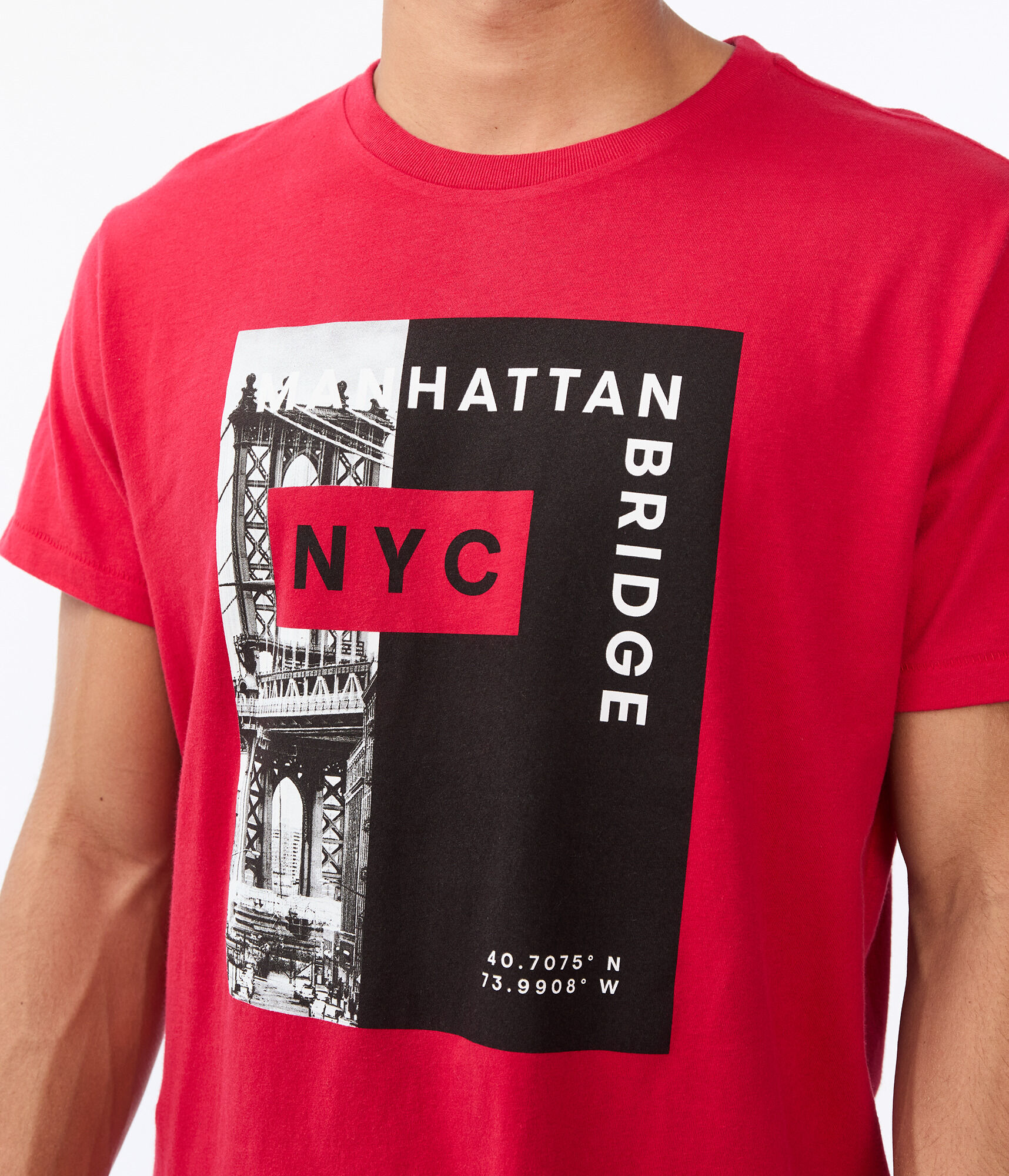 Manhattan NYC Graphic Tee