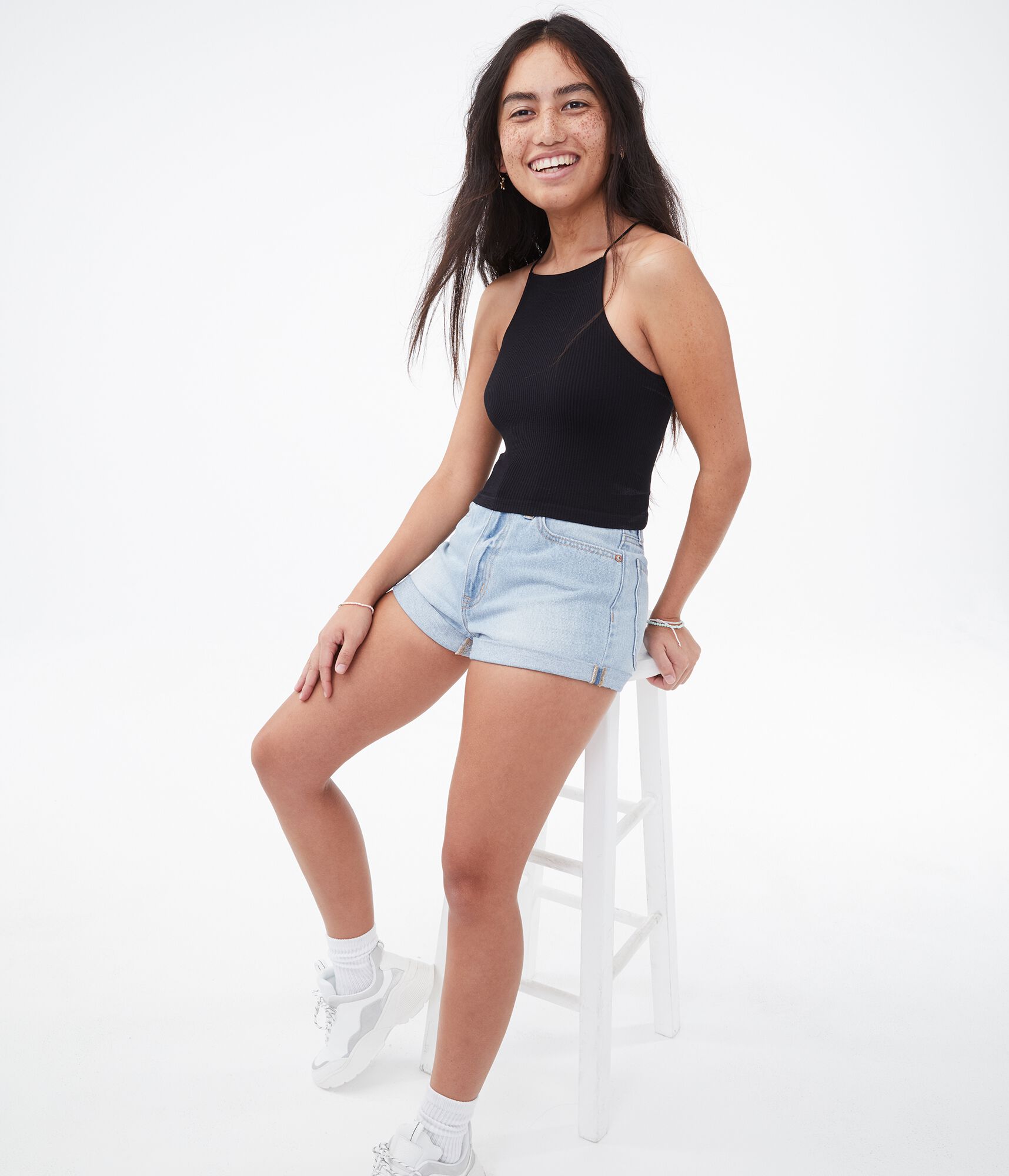 Seamless High-Neck Cropped Tank