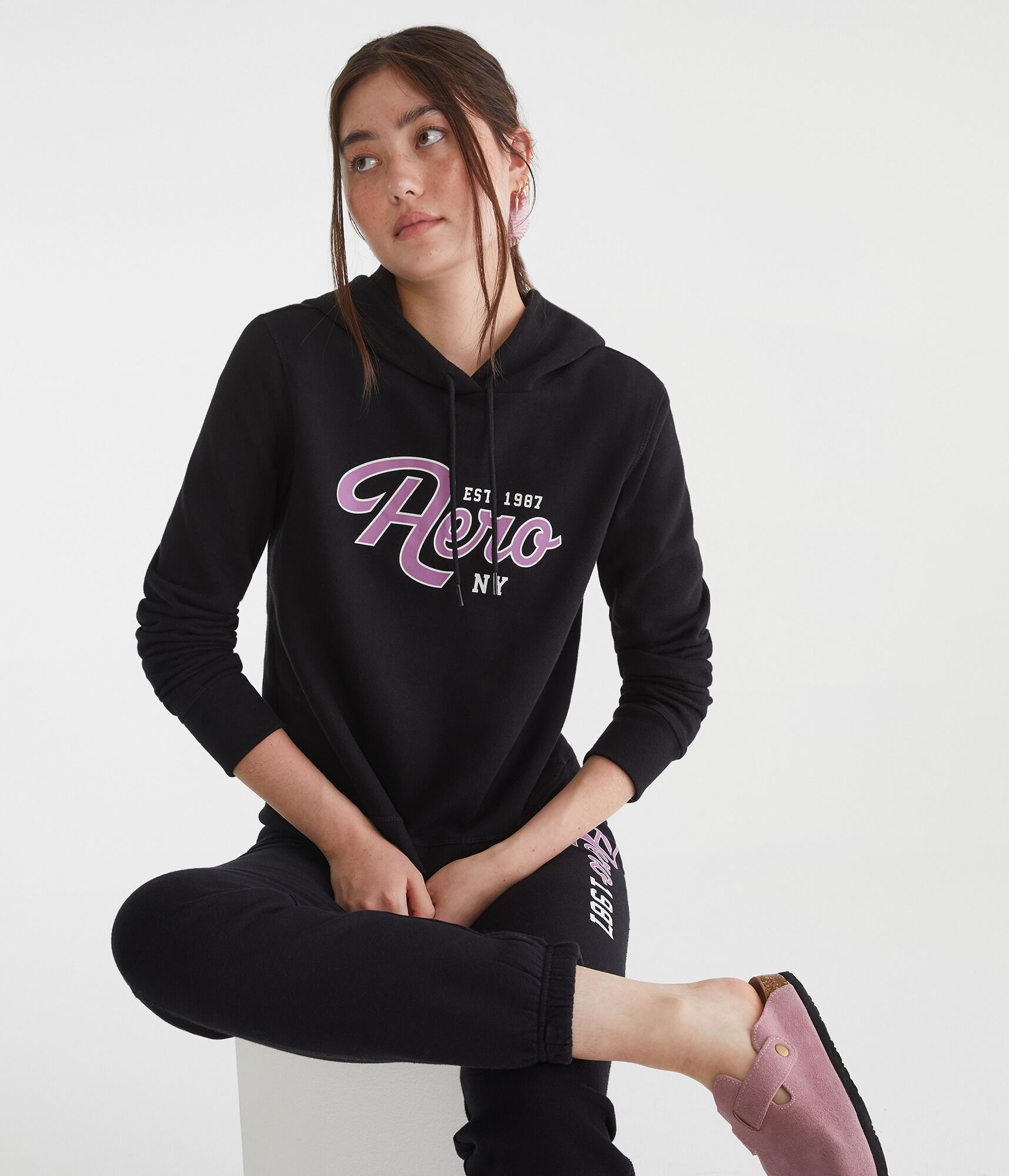 Aero NY Script Pullover Hoodie