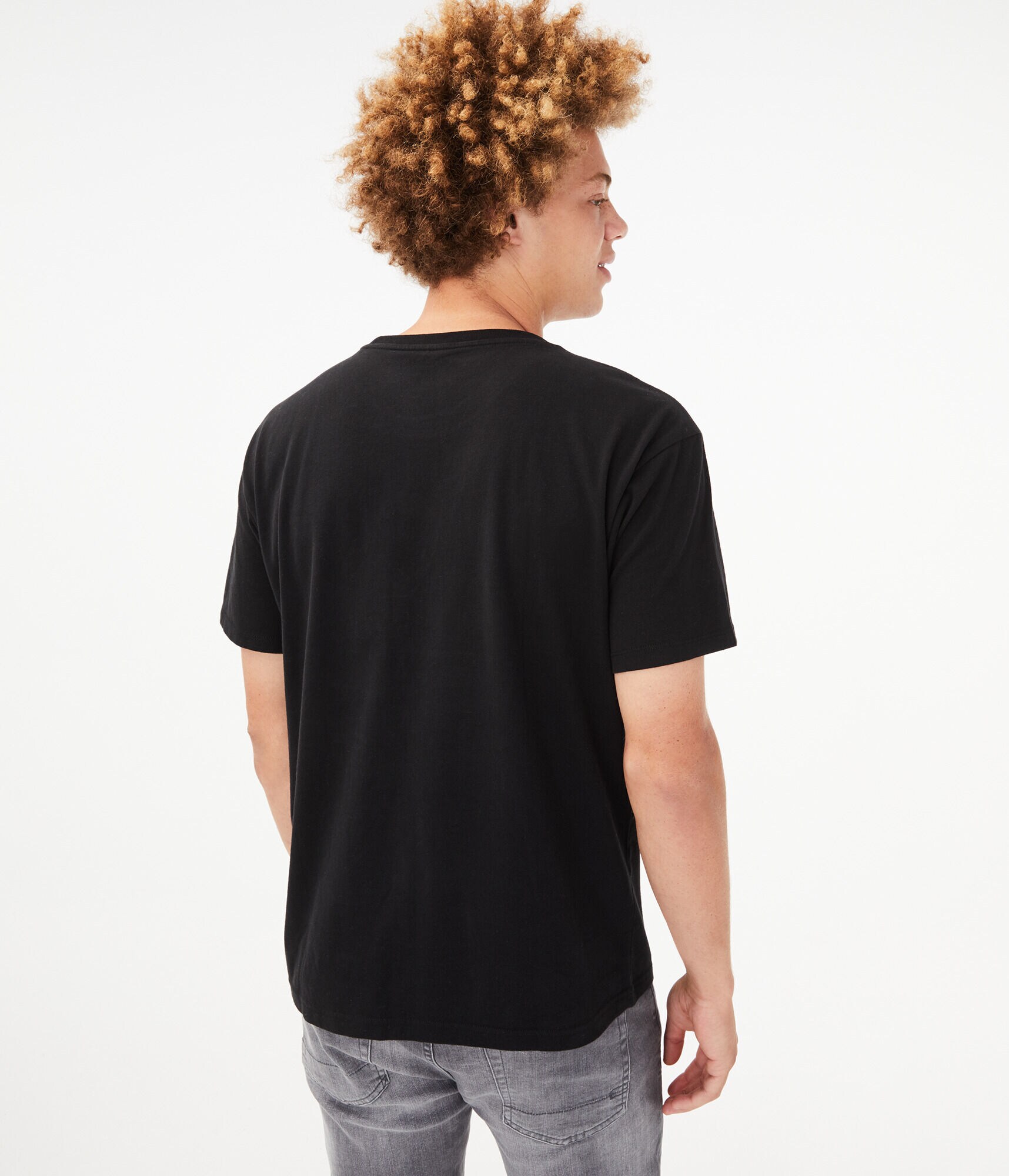 Relaxed Fit Pocket Crew Tee