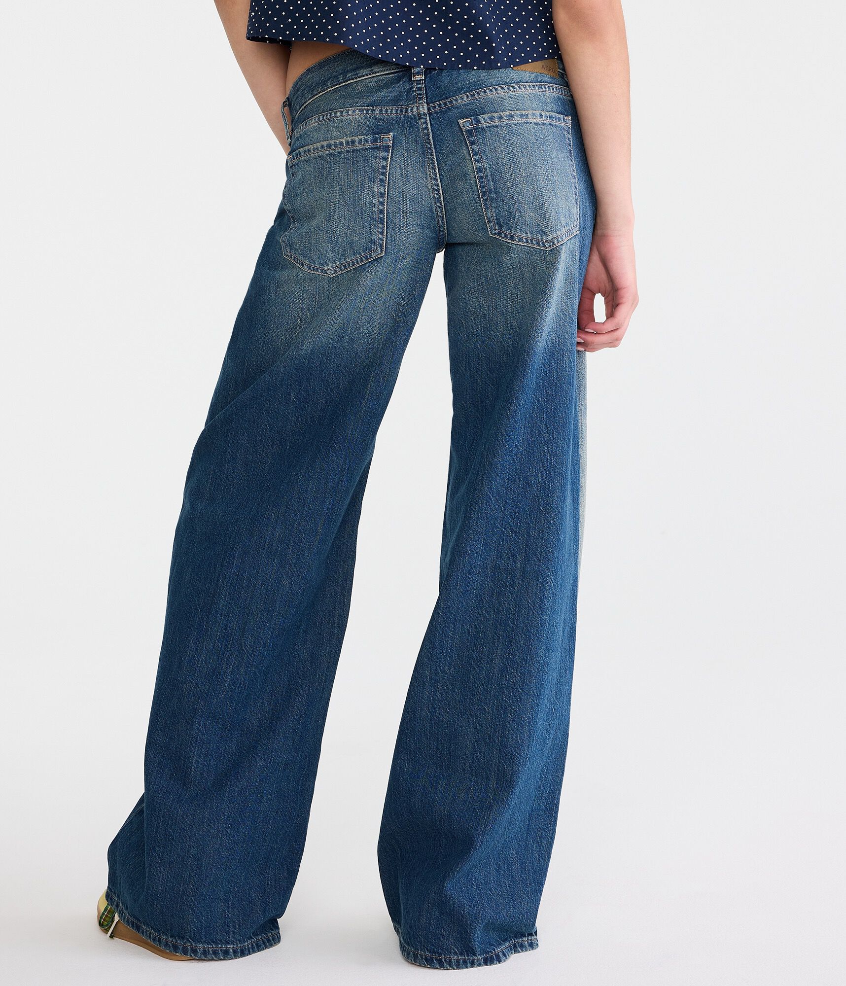 Super Low-Rise Ultra Wide Leg Jean