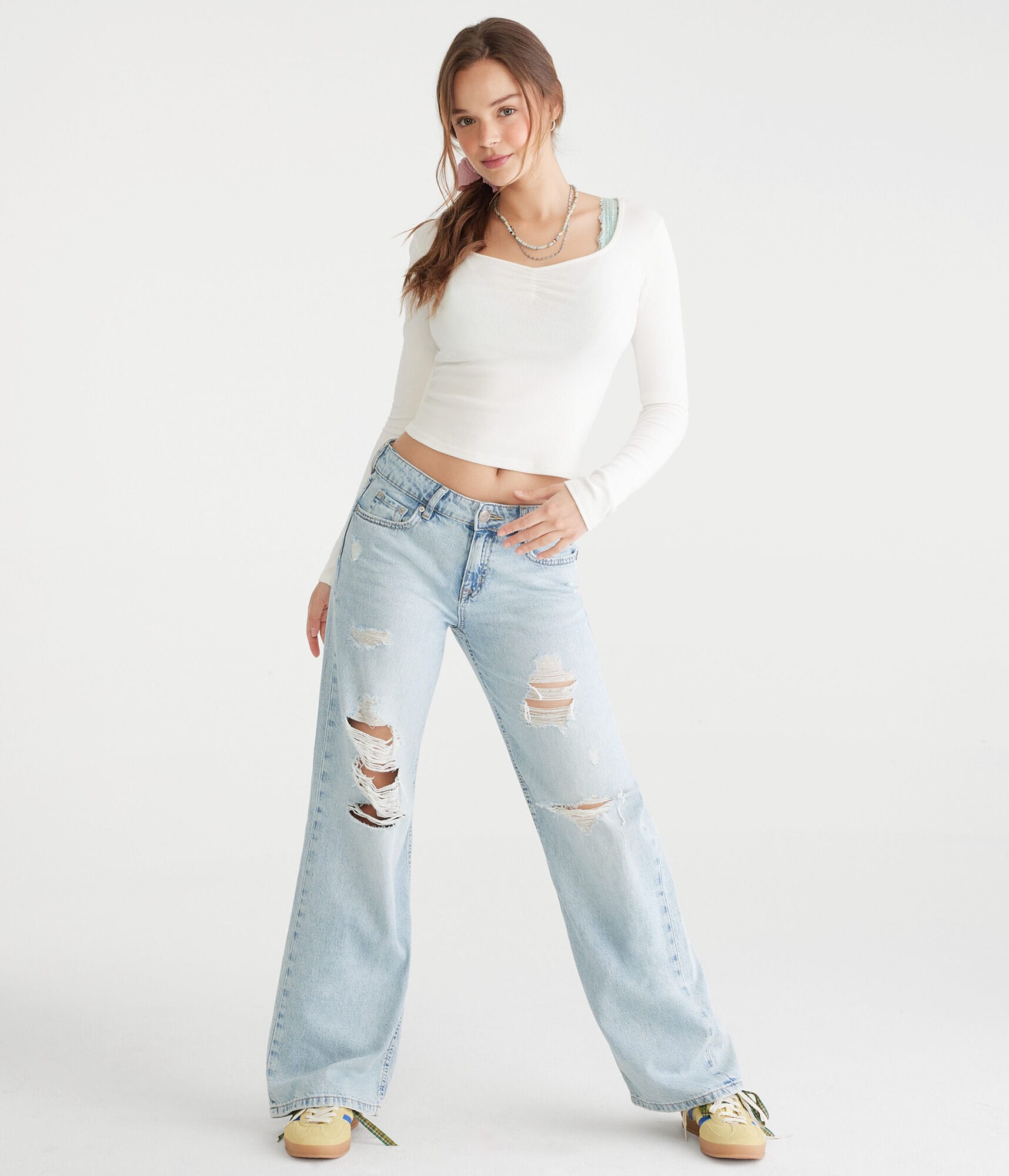 Low-Rise Baggy Wide Leg Lightweight Luxe Jean