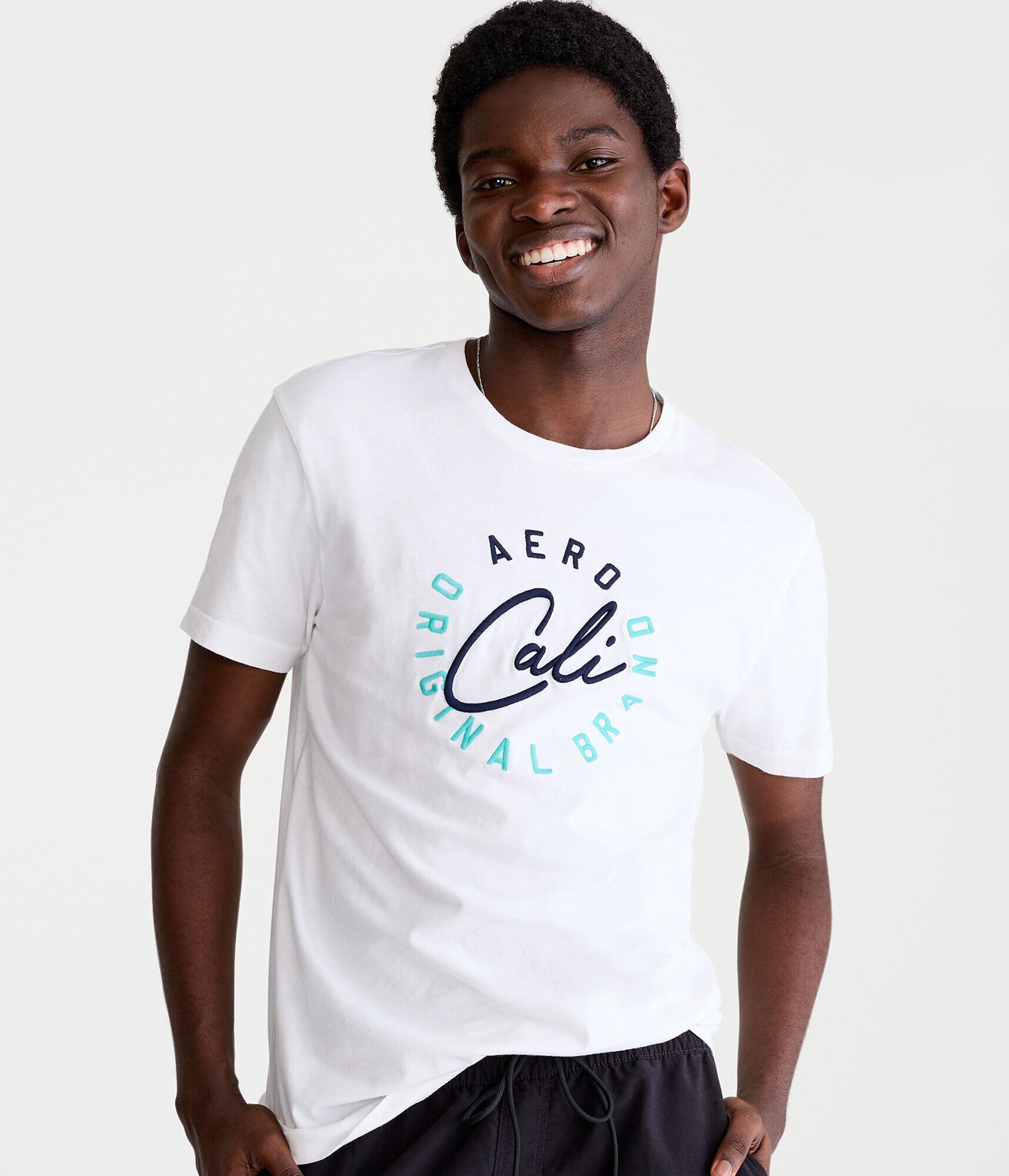 Aero Cali Circle Graphic Tee