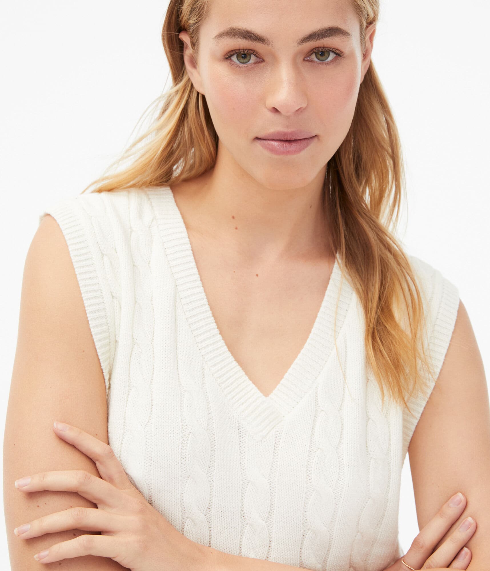 Solid Oversized Cable-Knit Sweater Vest